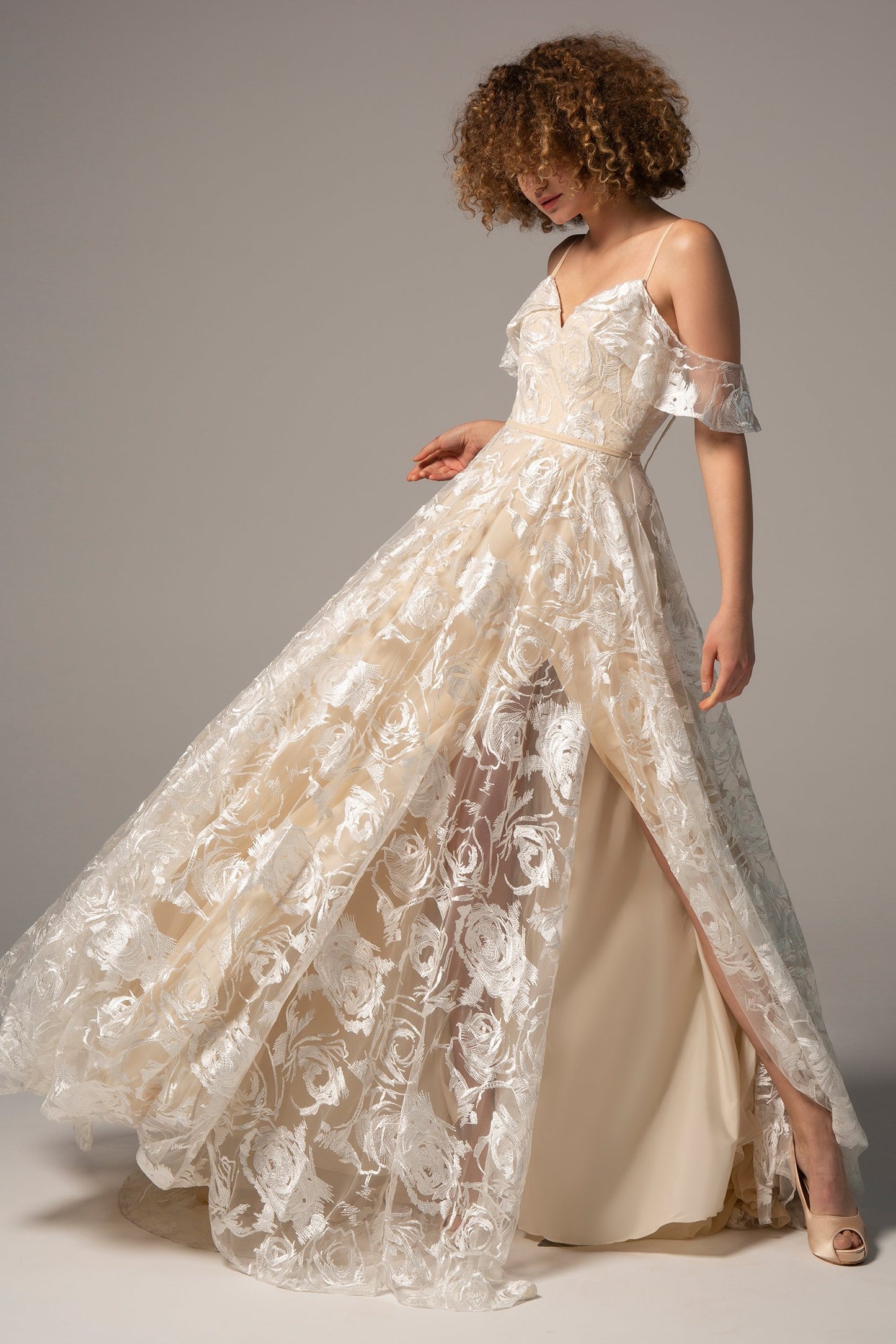 A-Line Court Train Lace Wedding Dress CW2224