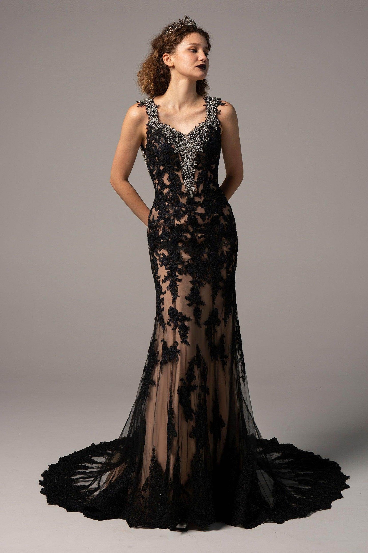 Trumpet-Mermaid Court Train Tulle Wedding Dress CW2332 - COCOMELODY