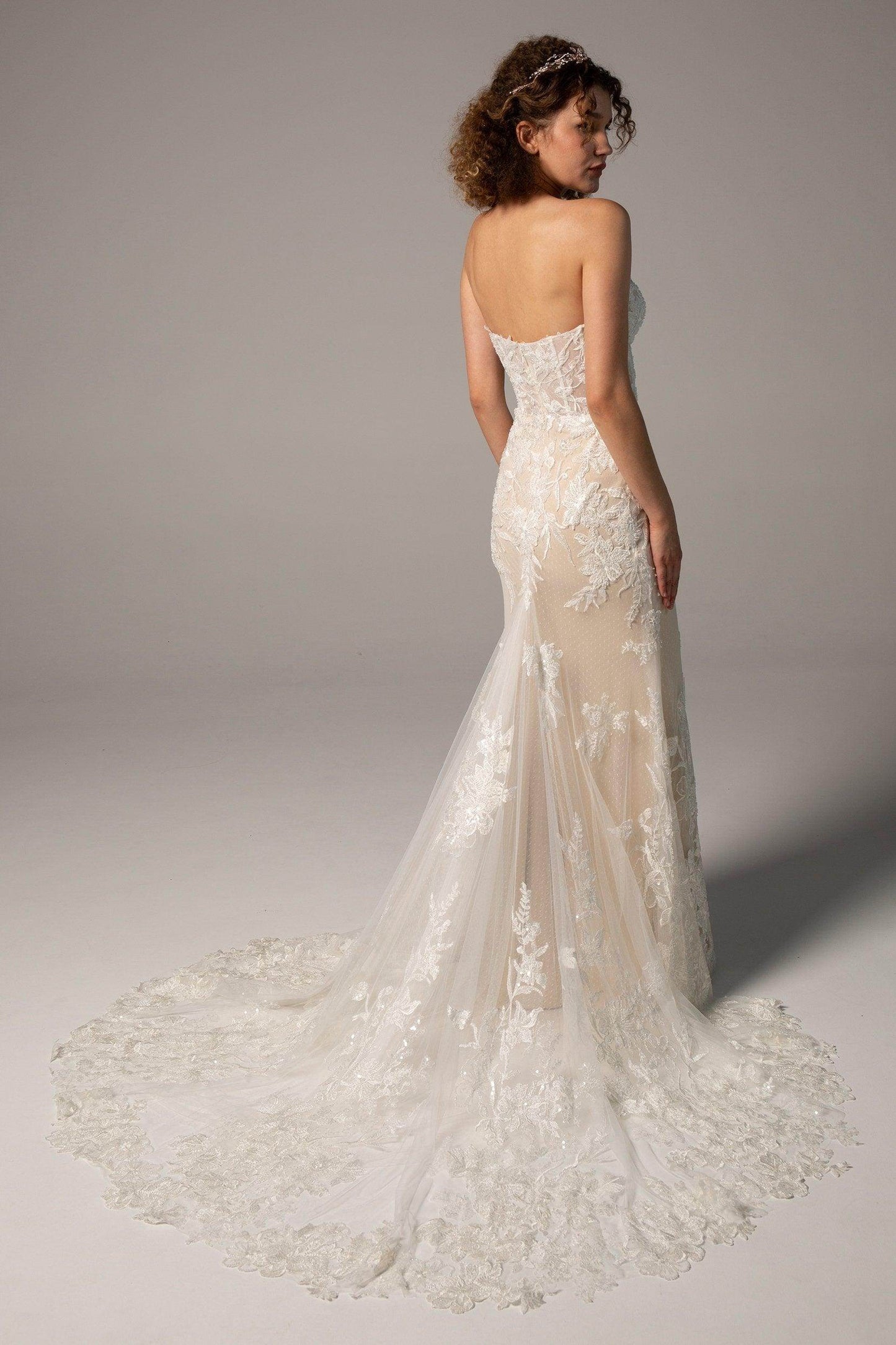 Trumpet Court Train Tulle Knitted Wedding Dress CW2360 - COCOMELODY