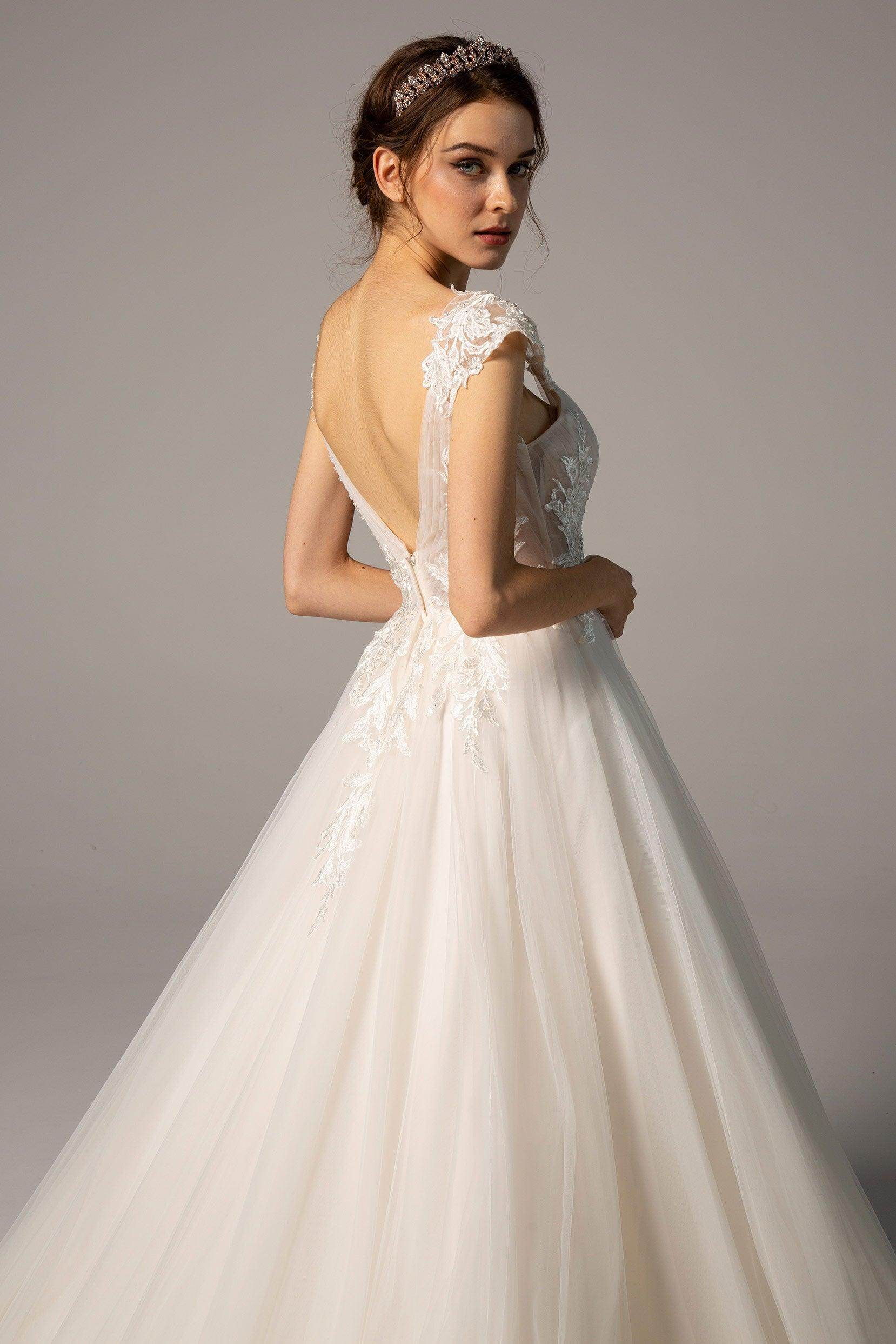 A-Line Court Train Tulle Wedding Dress CW2358 - COCOMELODY