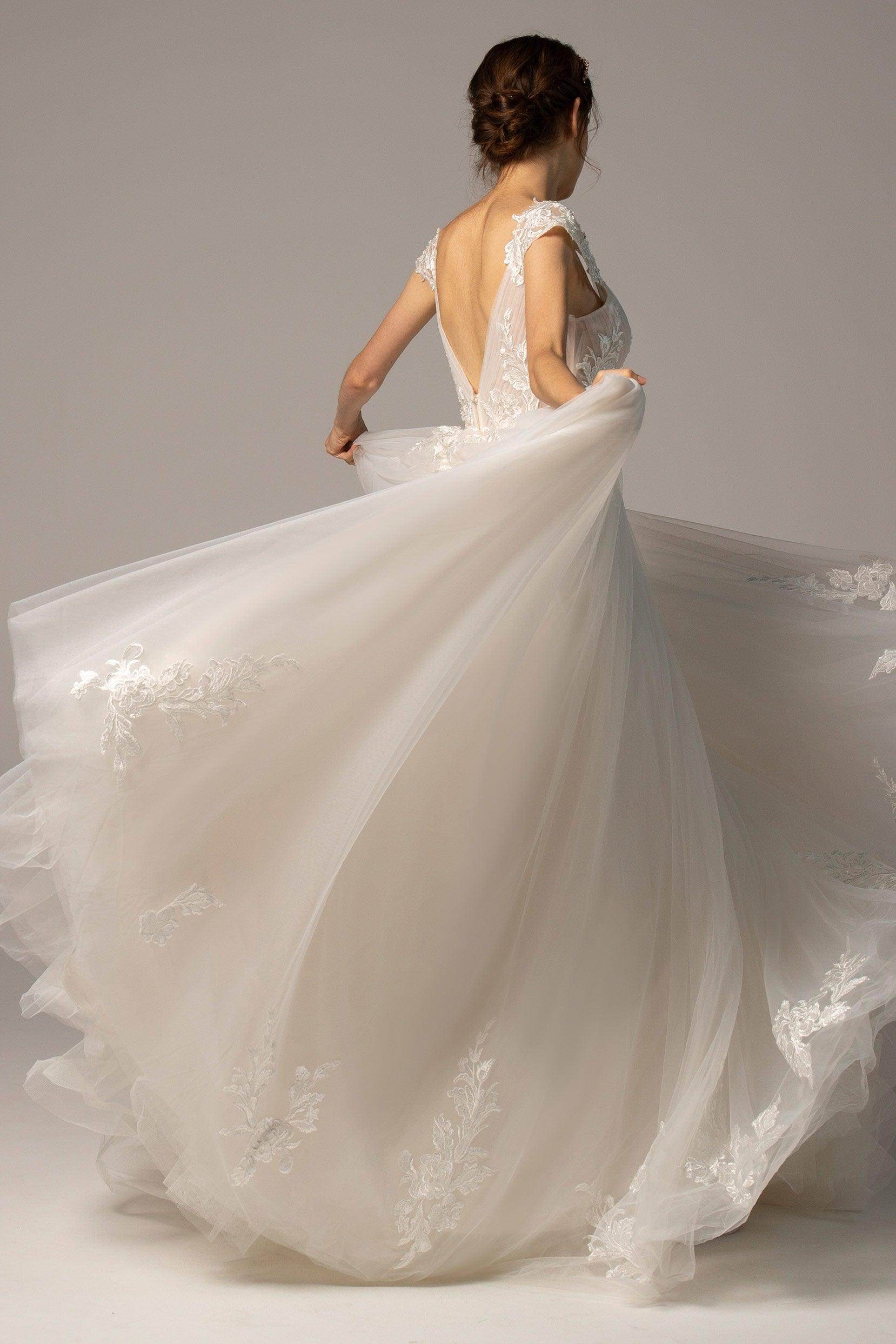 A-Line Court Train Tulle Wedding Dress CW2358 - COCOMELODY