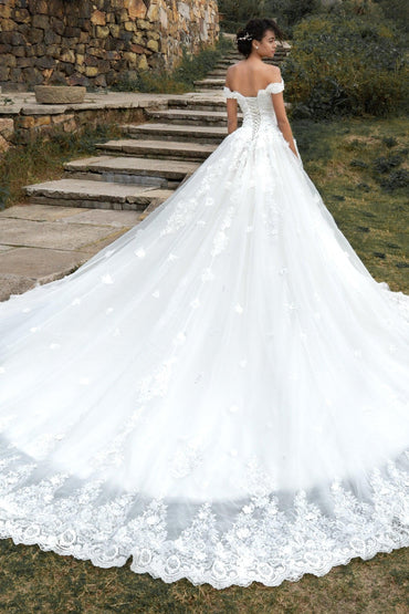 COCOMELODY Princess Cathedral Train Tulle and Lace Wedding Dress LD4349 