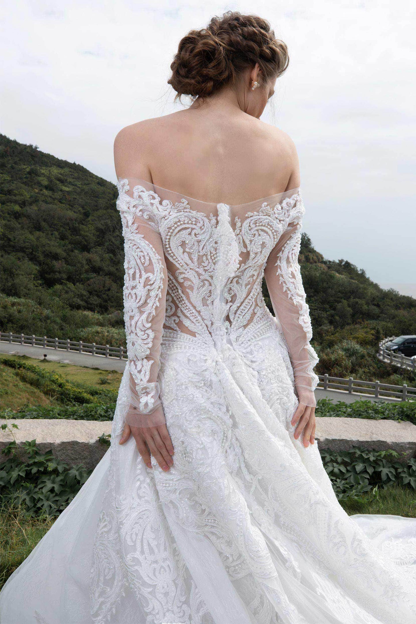 Princess Cathedral Train Tulle Lace Wedding Dress CW2388 - COCOMELODY