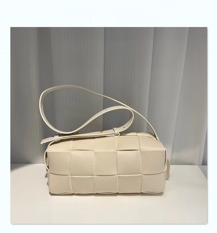 Woven bag Carrying pillow bag 712396694013 - COCOMELODY