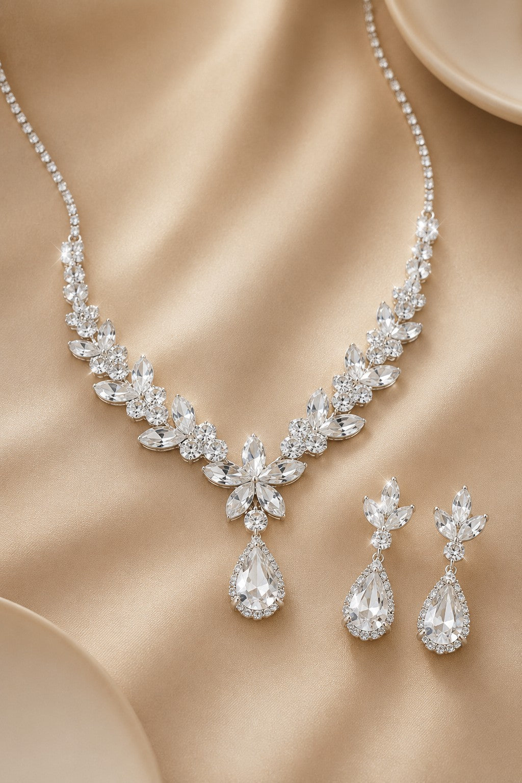 Luxury Teardrop Floral Leaf Necklace Earrings Set Jewelry (Set of 2) 1049620997426