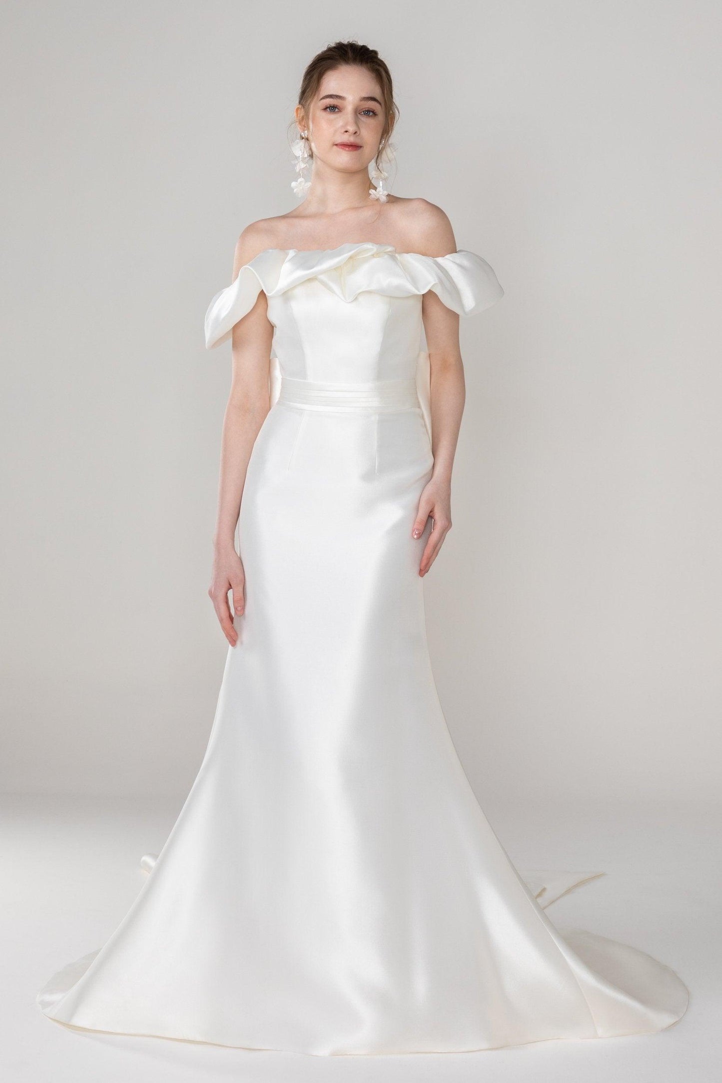 Trumpet-Mermaid Court Train Mikado Wedding Dress CW2522 - COCOMELODY