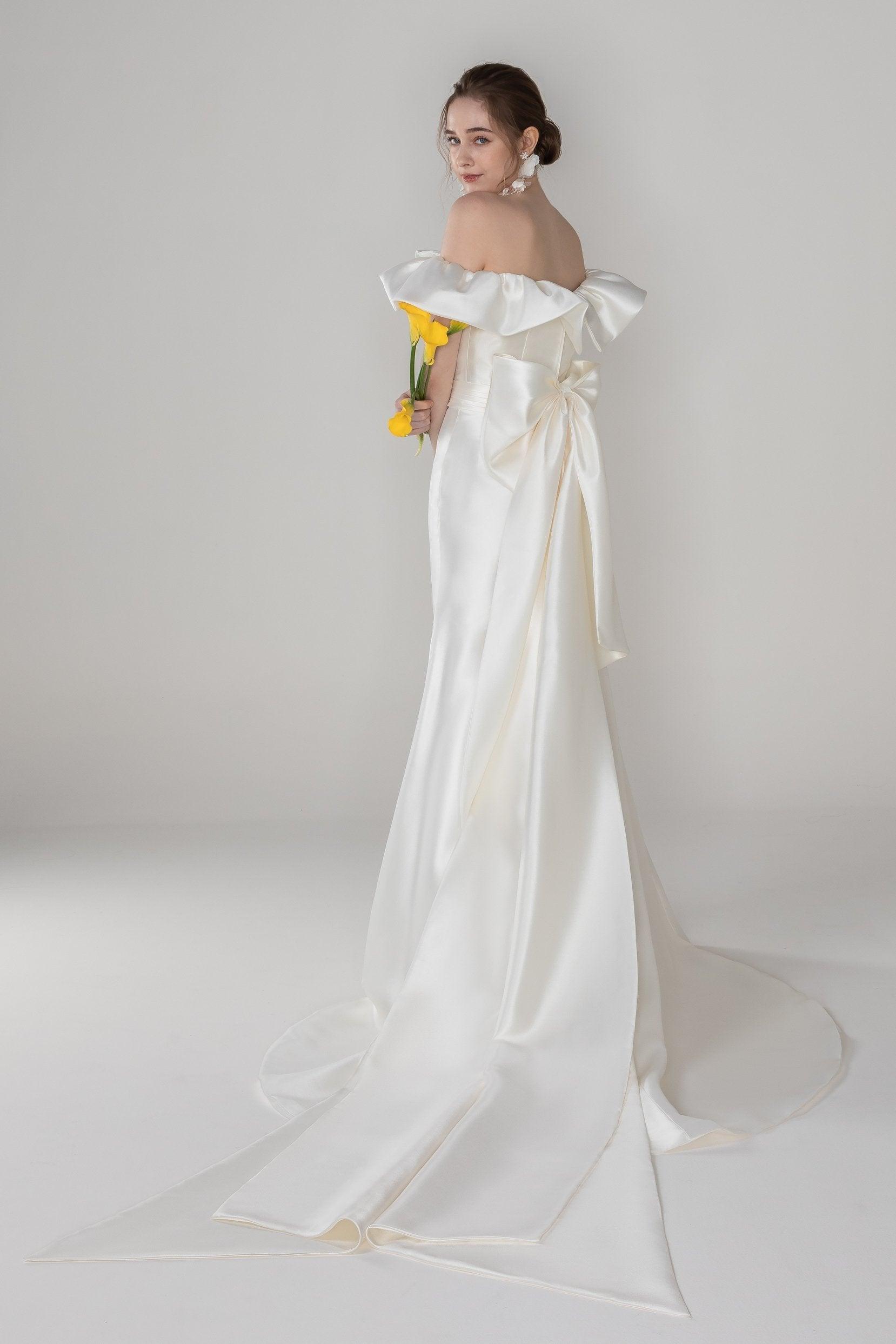 Trumpet-Mermaid Court Train Mikado Wedding Dress CW2522 - COCOMELODY