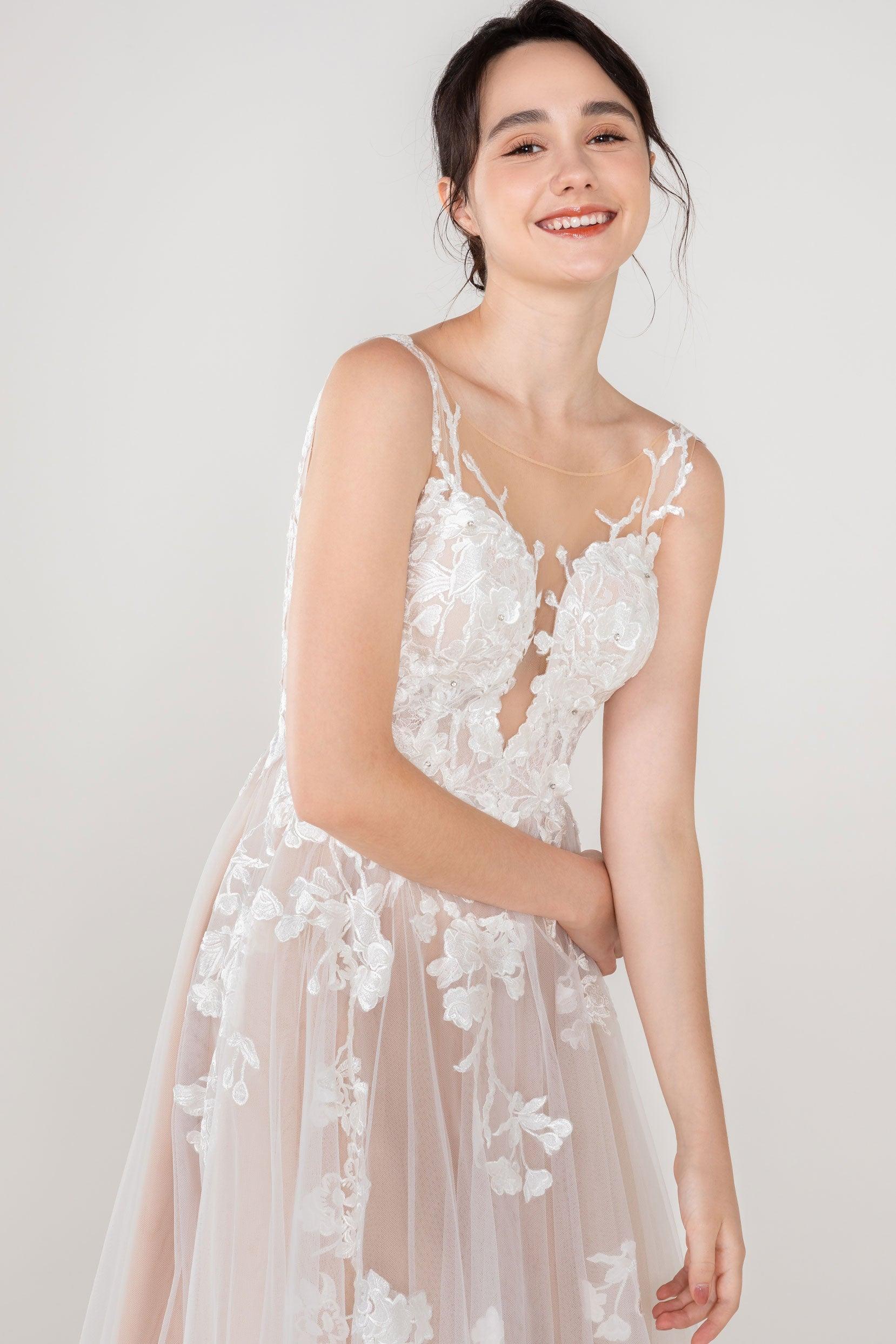 A-Line Sweep-Brush Train Tulle Lace Wedding Dress CW2534 - COCOMELODY