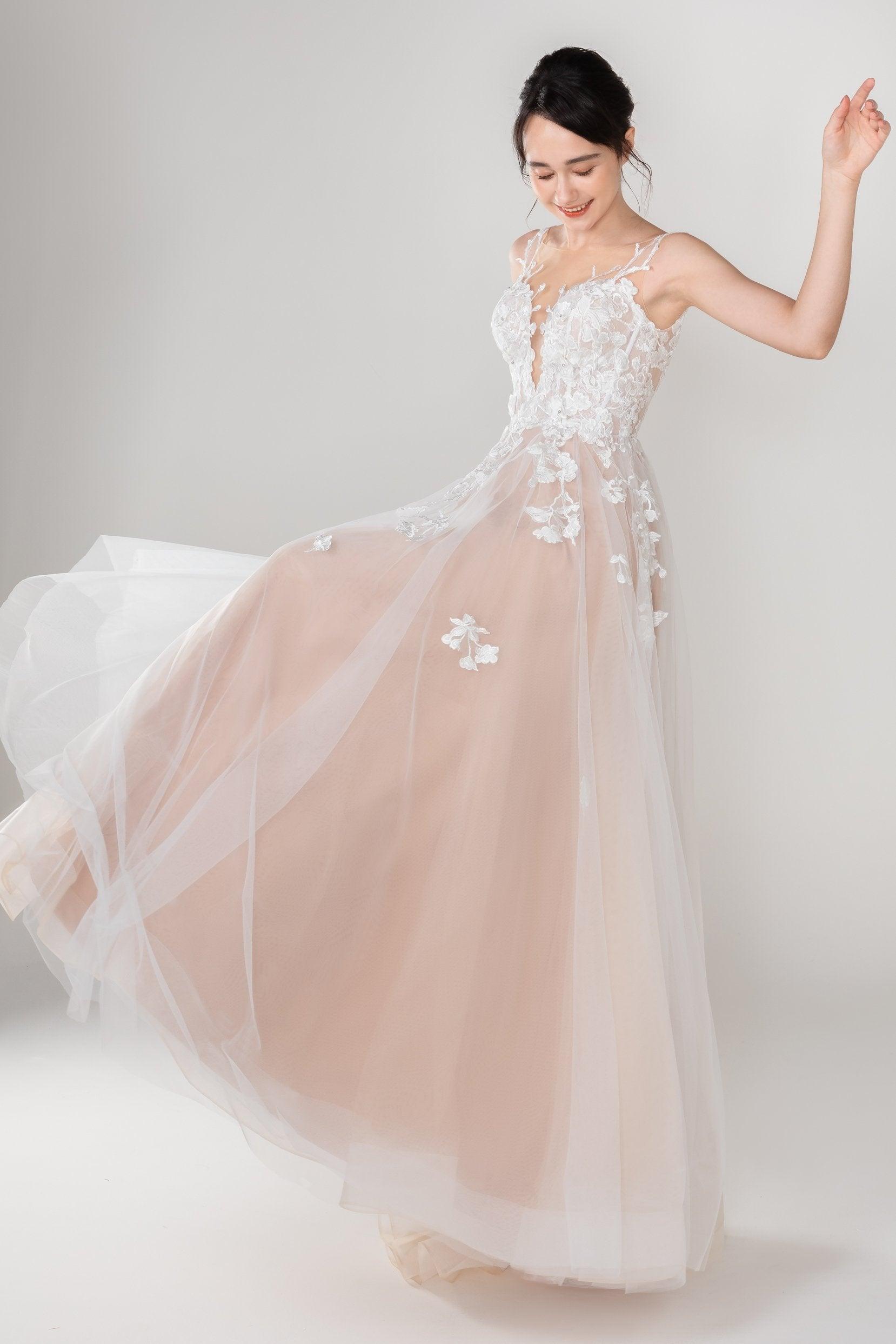 A-Line Sweep-Brush Train Tulle Lace Wedding Dress CW2534 - COCOMELODY