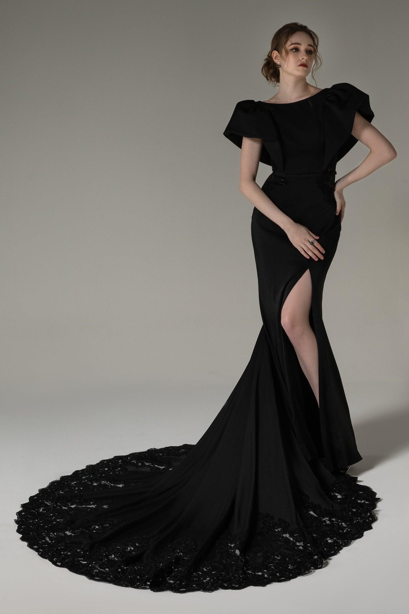 Trumpet-Mermaid Chapel Train Stretch Satin Wedding Dress CW2490 - COCOMELODY