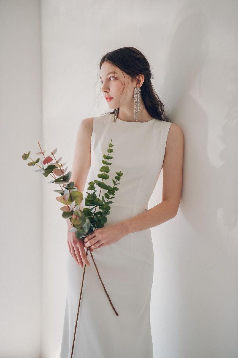 Sheath-Column Sweep-Brush Train Elastic Cloth Wedding Dress 817449854351 - COCOMELODY