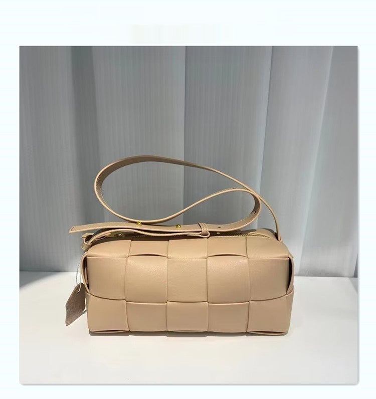 Woven bag Carrying pillow bag 712396694013 - COCOMELODY