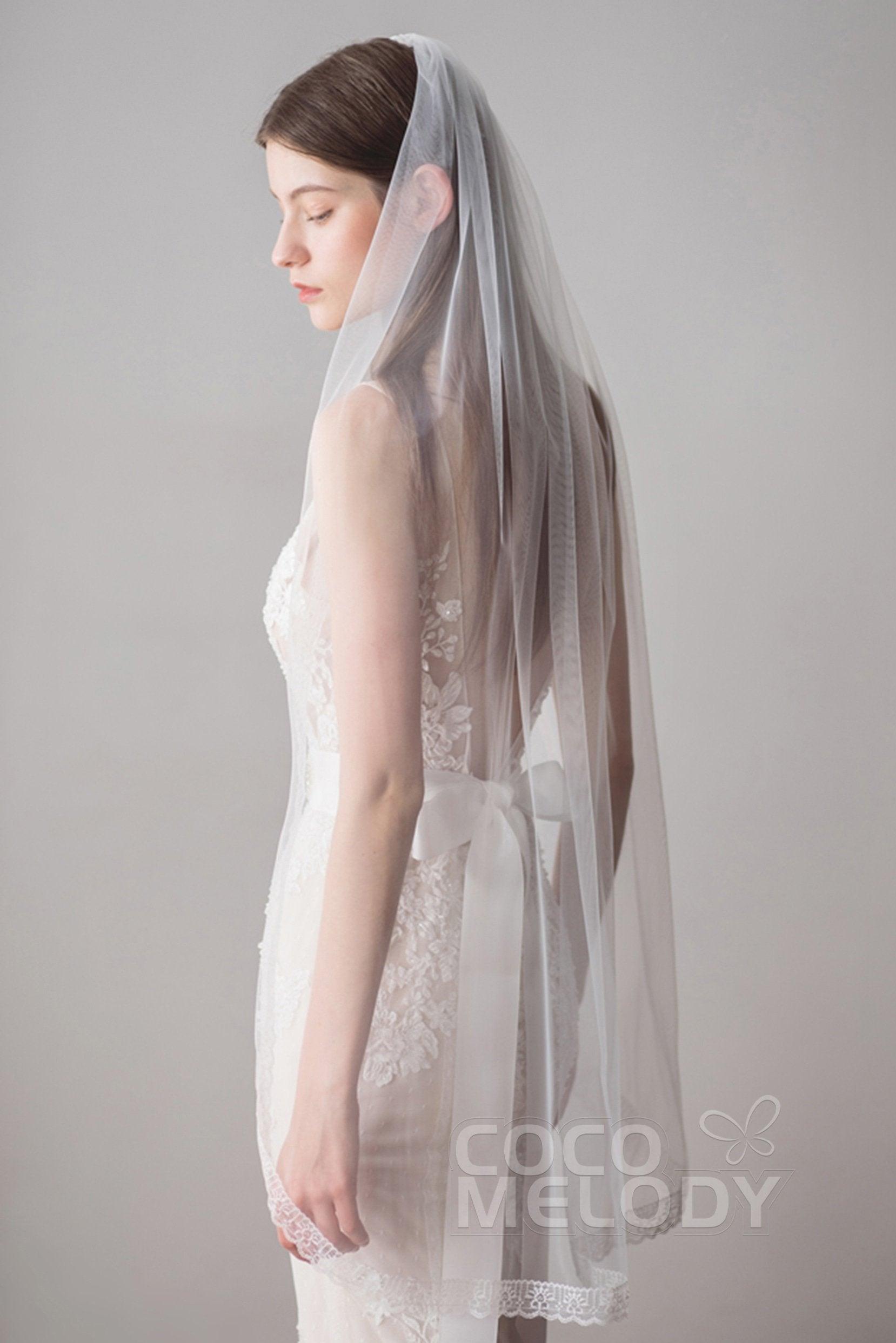 One-tier Lace Edge Tulle Lace Hip Veils Appliques AV18026 - COCOMELODY