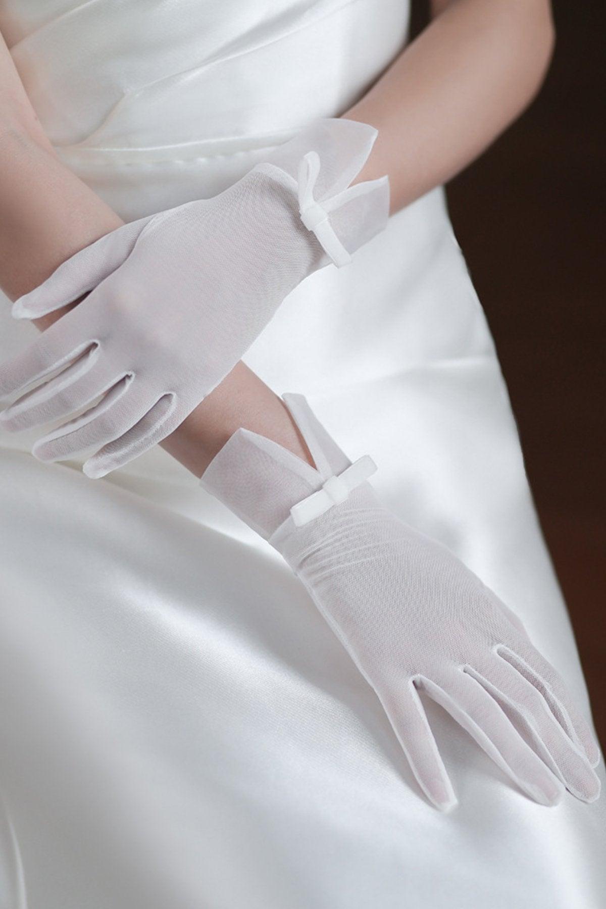Fingertips Wrist Length Tulle Wedding Gloves CD0101 - COCOMELODY