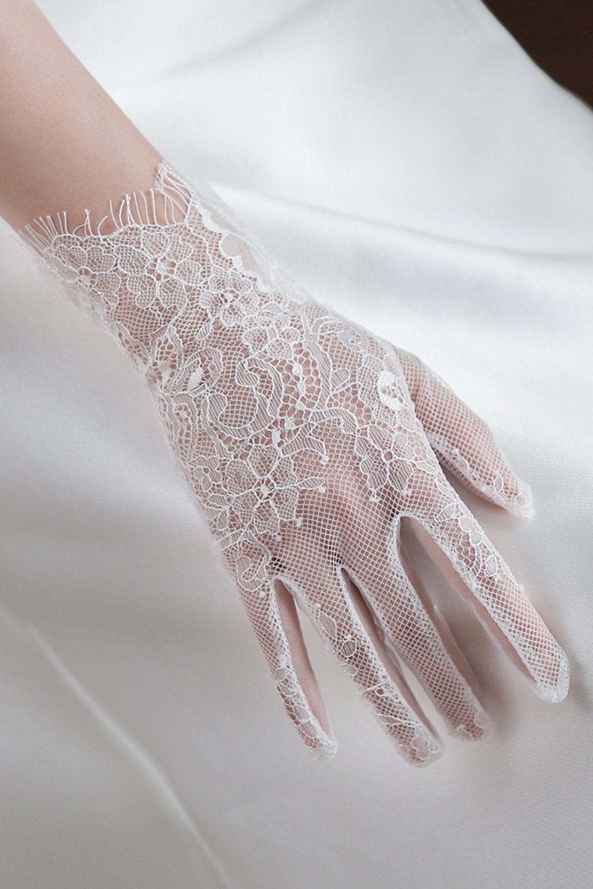 Fingertips Wrist Length Lace Wedding Gloves CD0103 - COCOMELODY