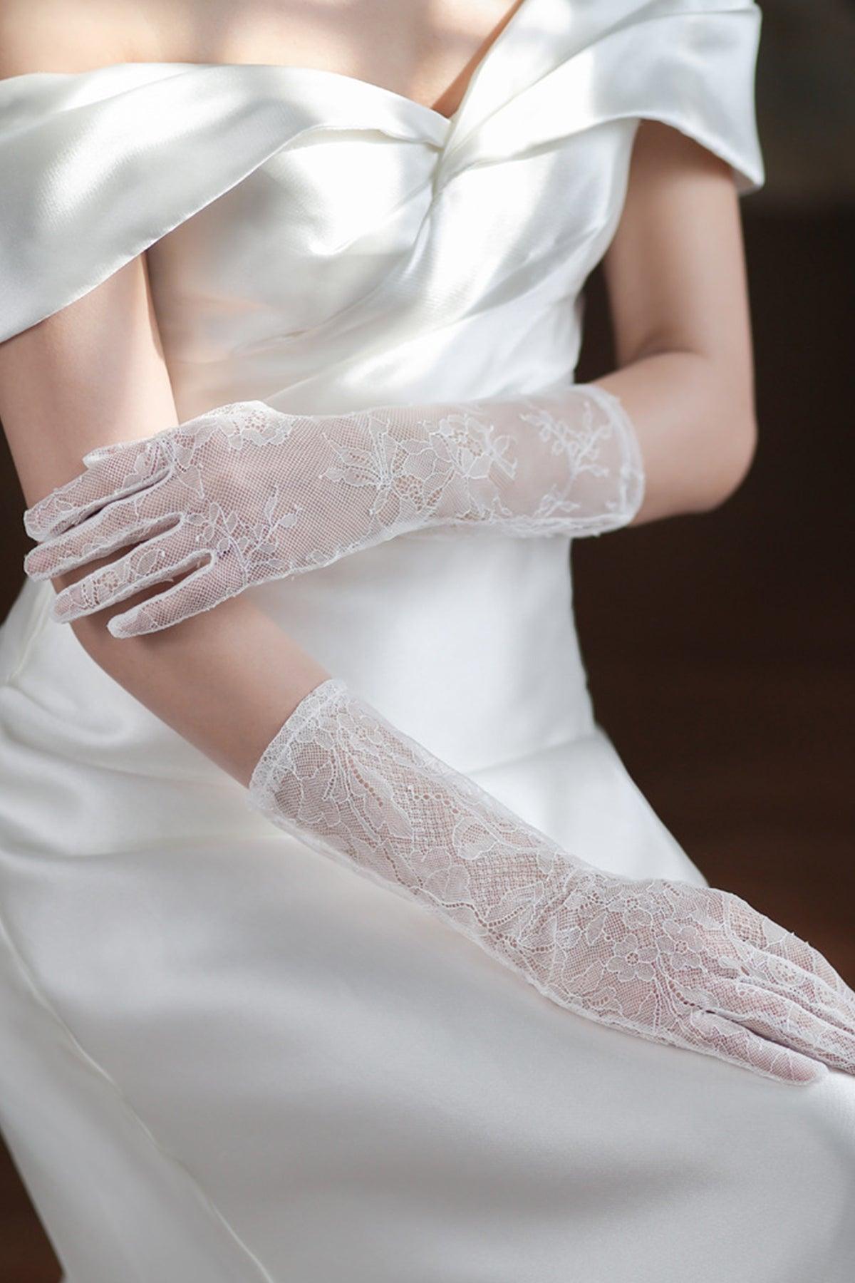 Fingertips Wrist Length Lace Wedding Gloves CD0105