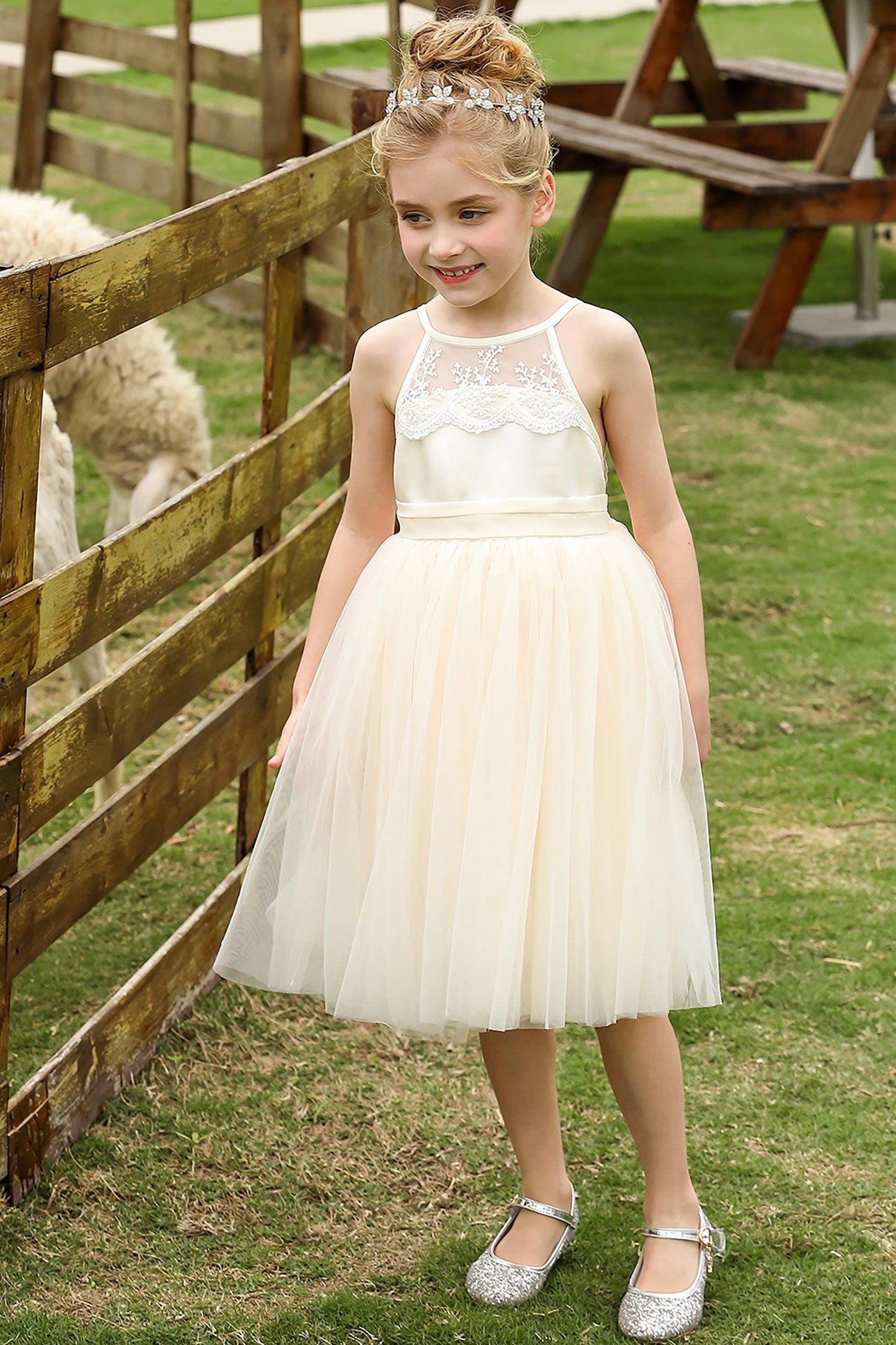 A-Line Knee Length Tulle Lace Flower Girl Dress CF0269