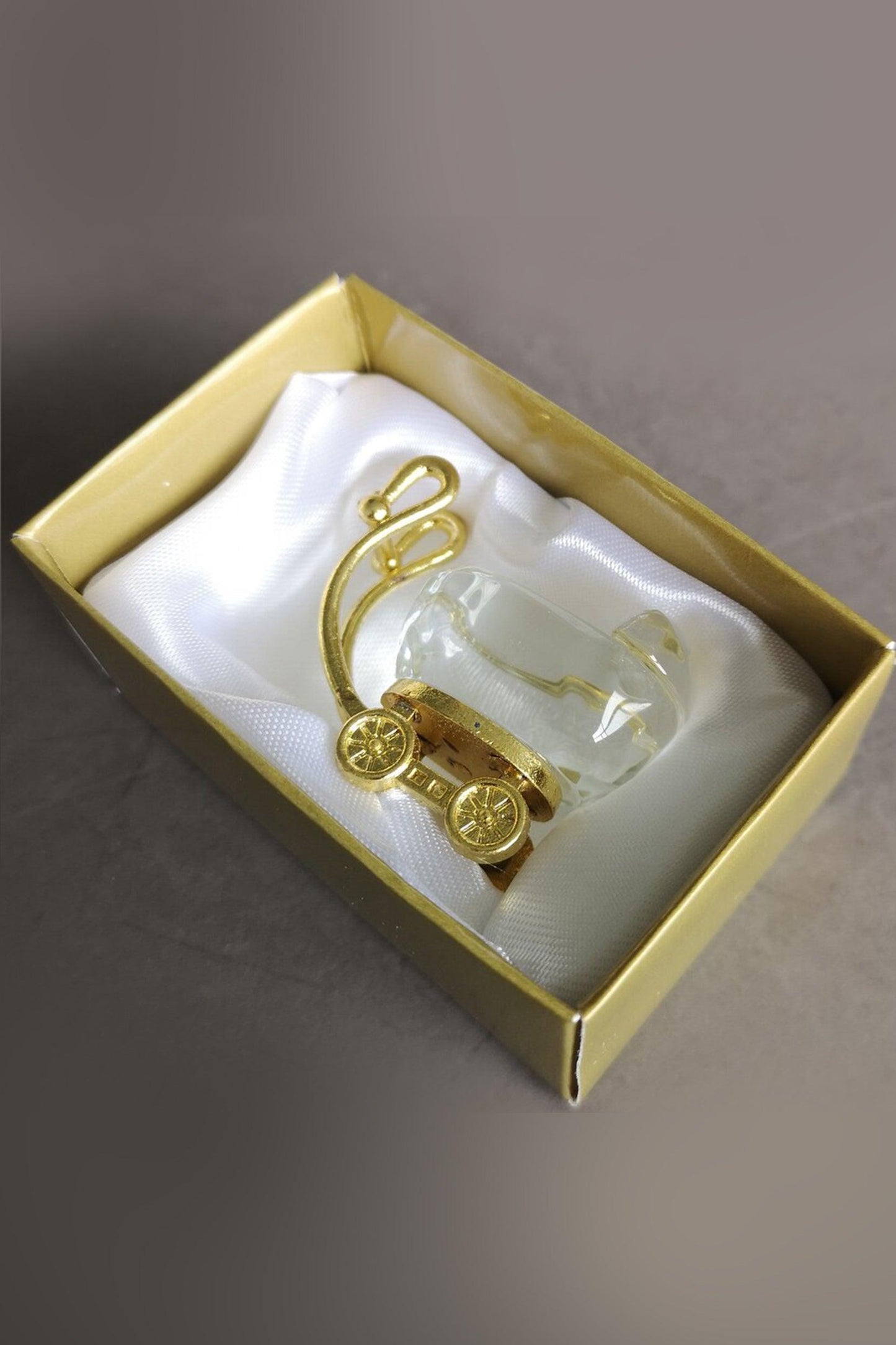Gold Crystal Baby Carriage Favors CGF0164 (Set of 6 pcs) - COCOMELODY