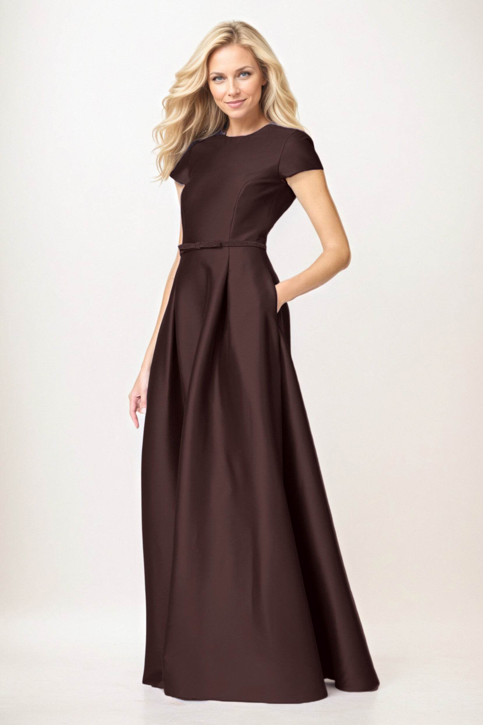 A-Line Maxi Satin Elegant Mother of Bride Dresses Round Neck Short Sleeve Formal Gown COCOMELODY CM0400 A-Line Maxi Satin Elegant Mother of Bride Dresses Round Neck Short Sleeve Formal Gown COCOMELODY CM0400