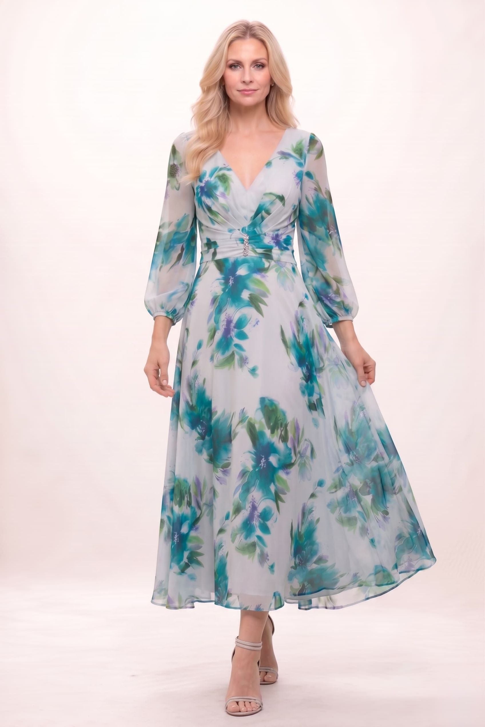 2015 women chiffon dress 582.72R$ |2015 Free Shipping Elegant A Line Floor Length Chiffon Bridesmaid Dresses Sexy Fashion V neck Backless Women Dress B136|dress insurance| dresses for women with small breastsdress spaghetti