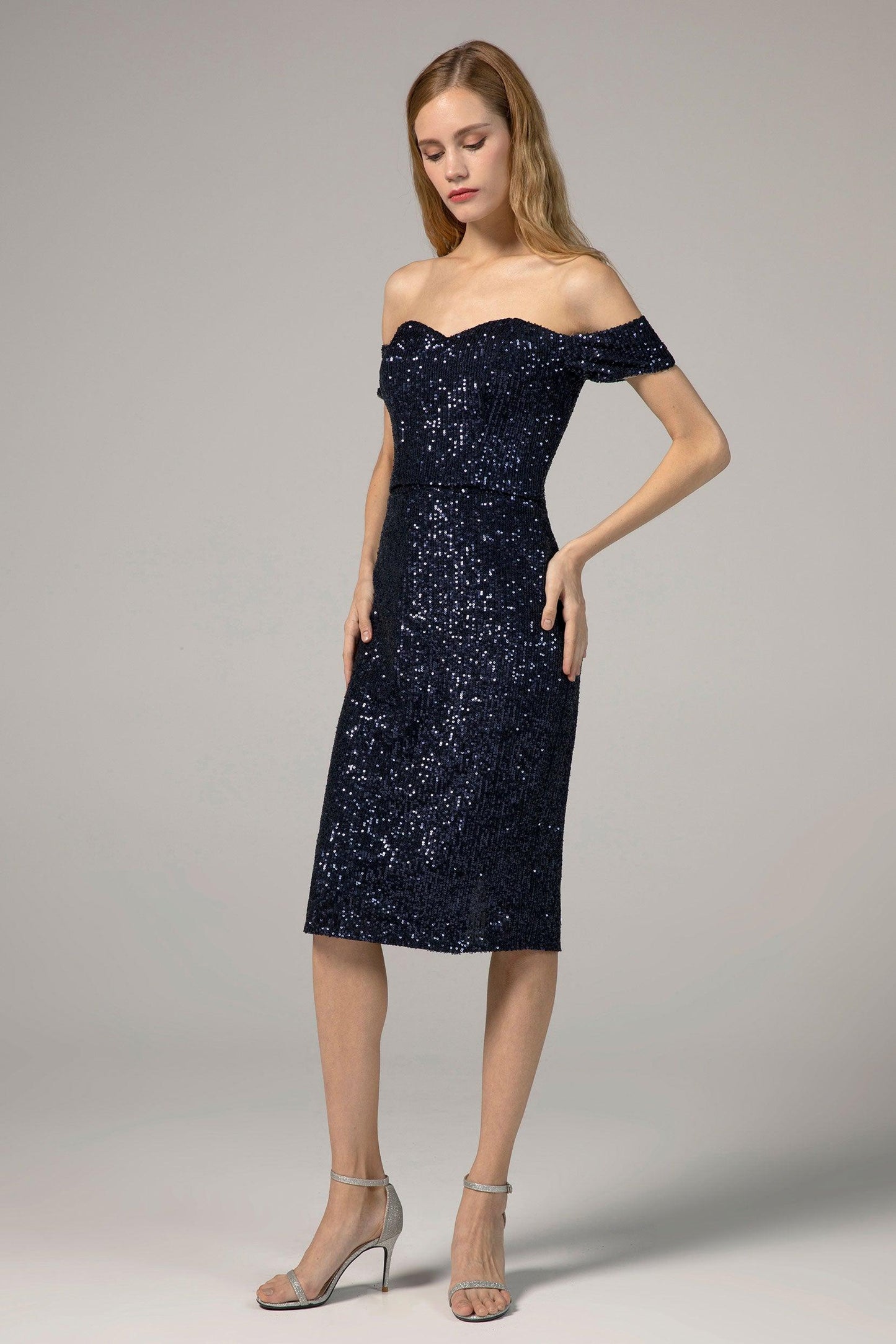 Sheath-Column Knee Length Sequined Dress CS0291 - COCOMELODY
