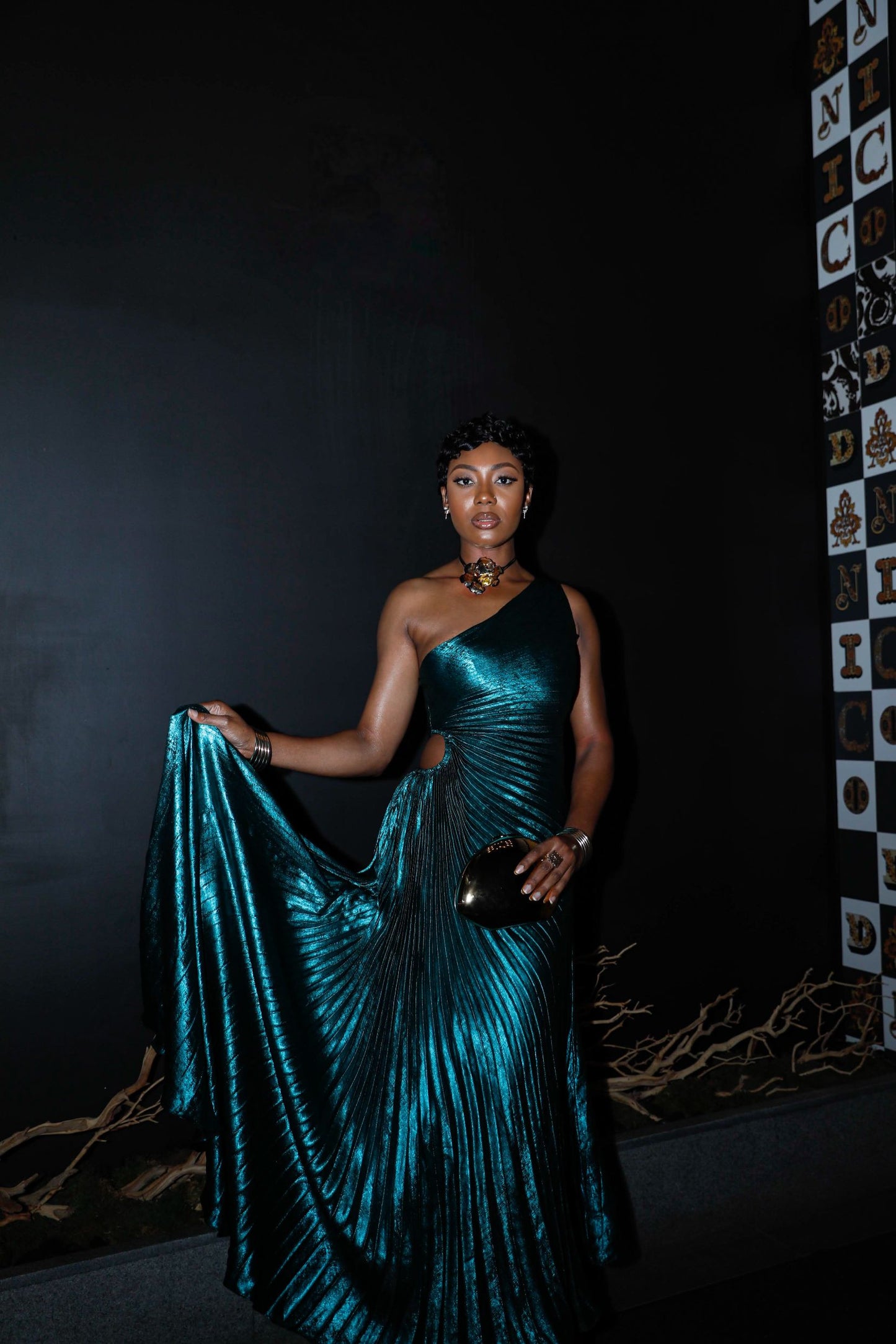 Sheath-Column Midi Metallic Formal Dress CS0644