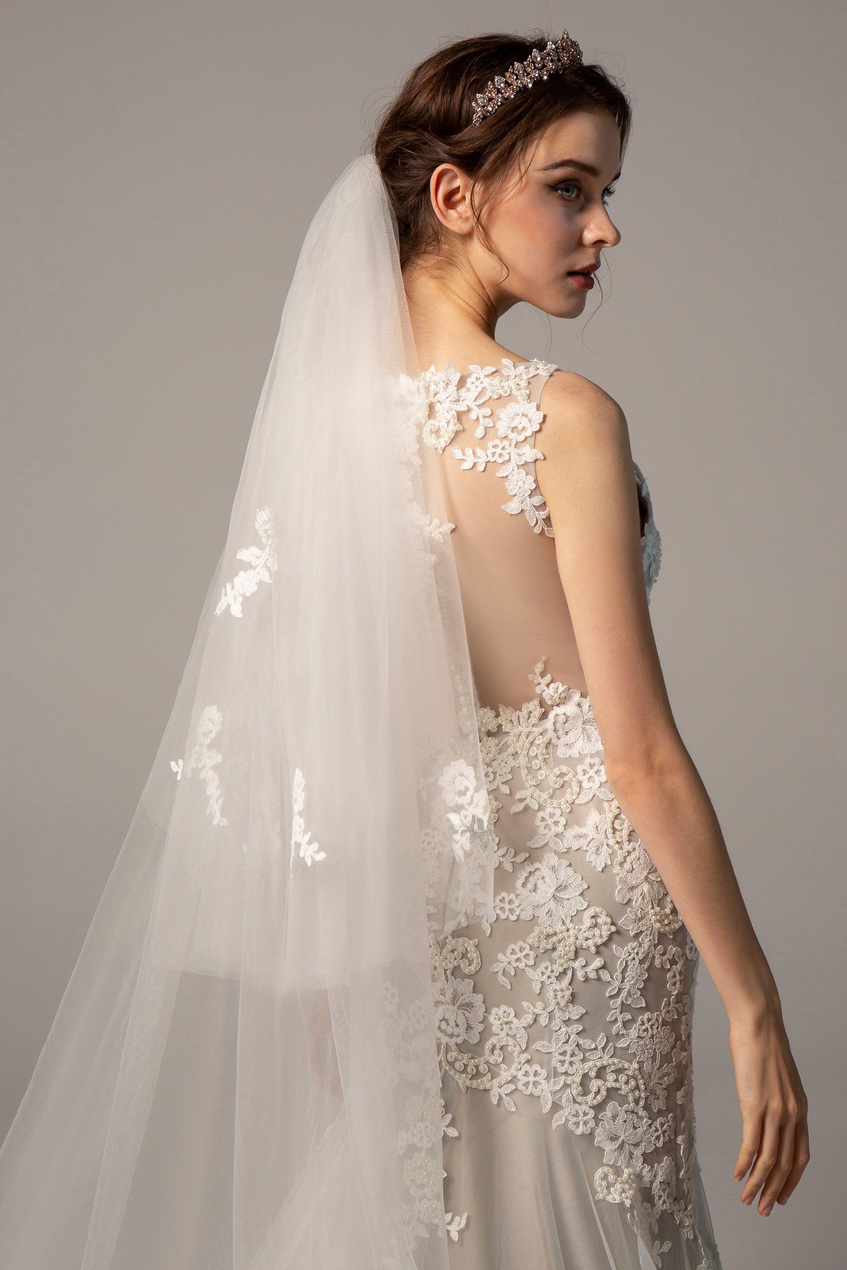Two-tier Lace Edge Tulle Cathedral Veils Appliques CV0231 - COCOMELODY
