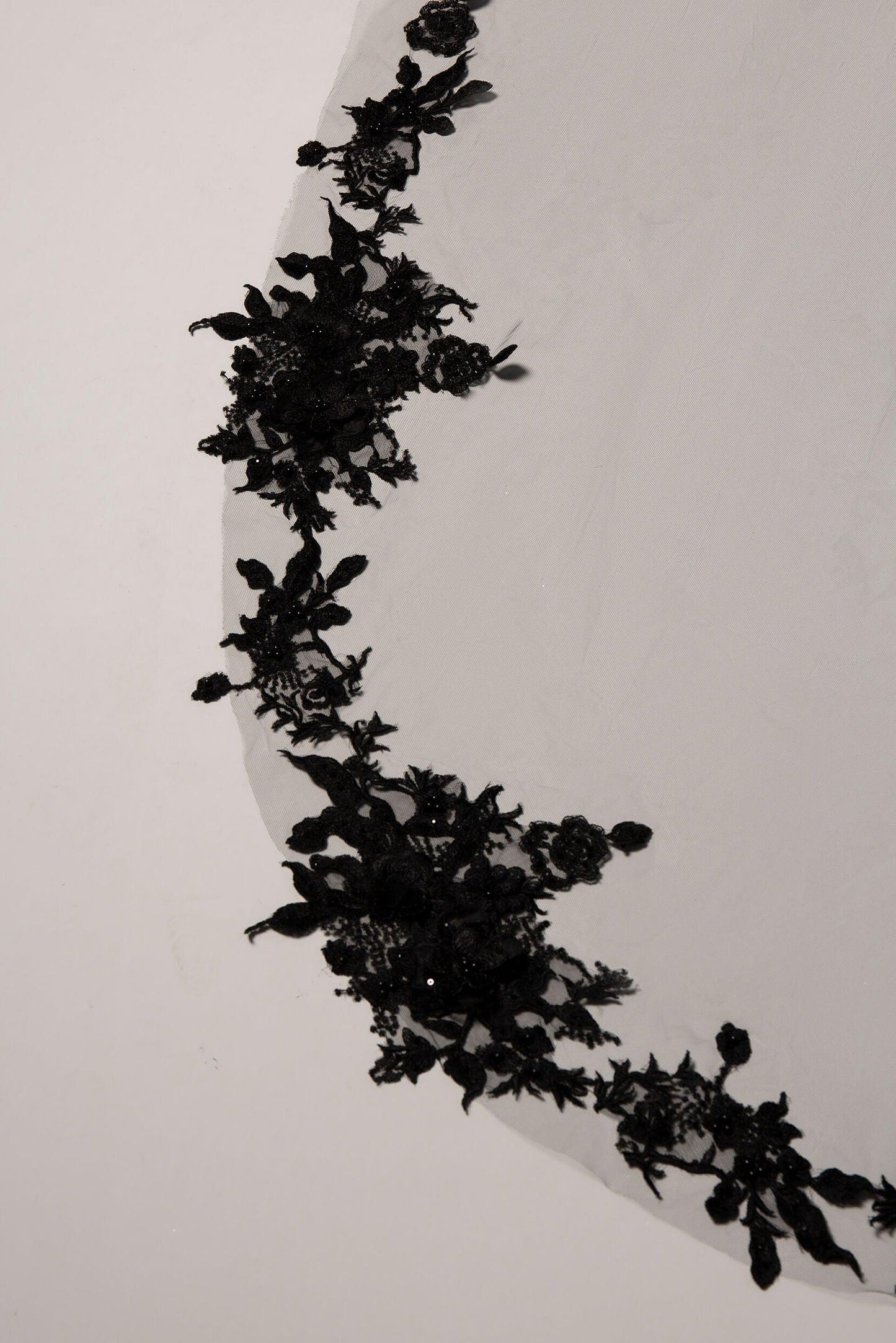 One-tier Tulle Cathedral Veils Appliques Beading CV0234 - COCOMELODY