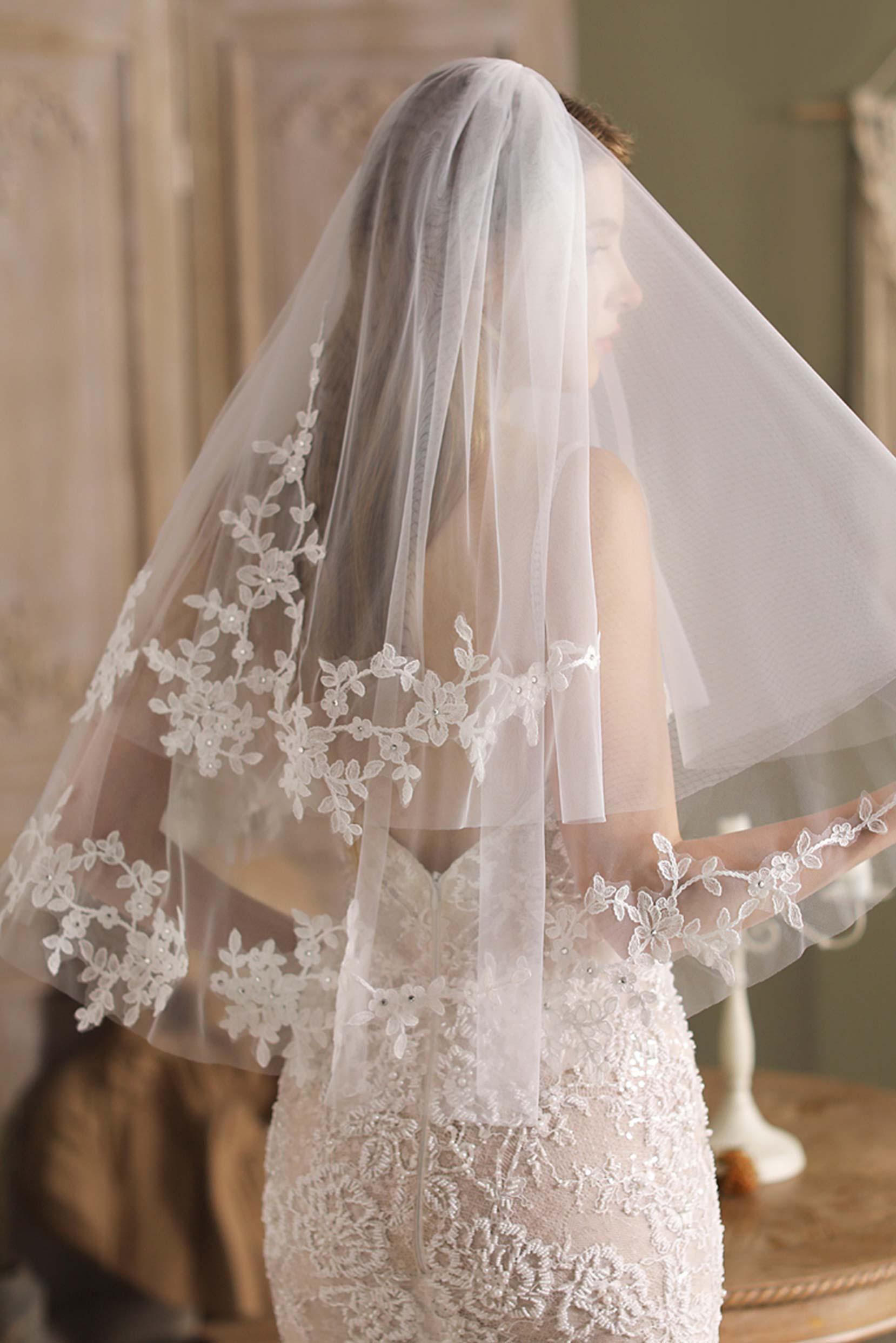 Two-tier Cut Edge Tulle Waist Veils Appliques Beading CV0263 - COCOMELODY