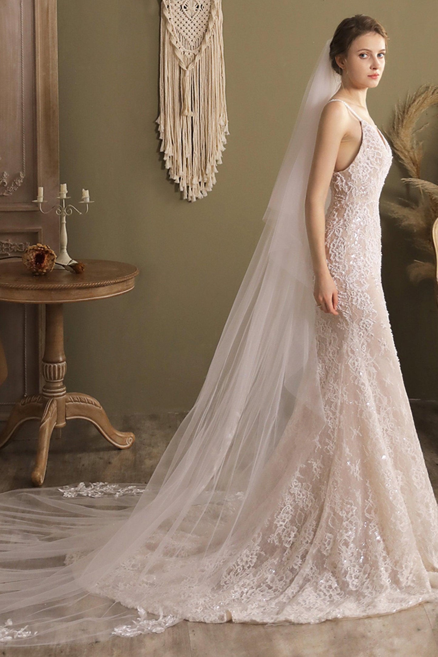 Two-tier Cut Edge Tulle Chapel Veils with Appliques CV0267