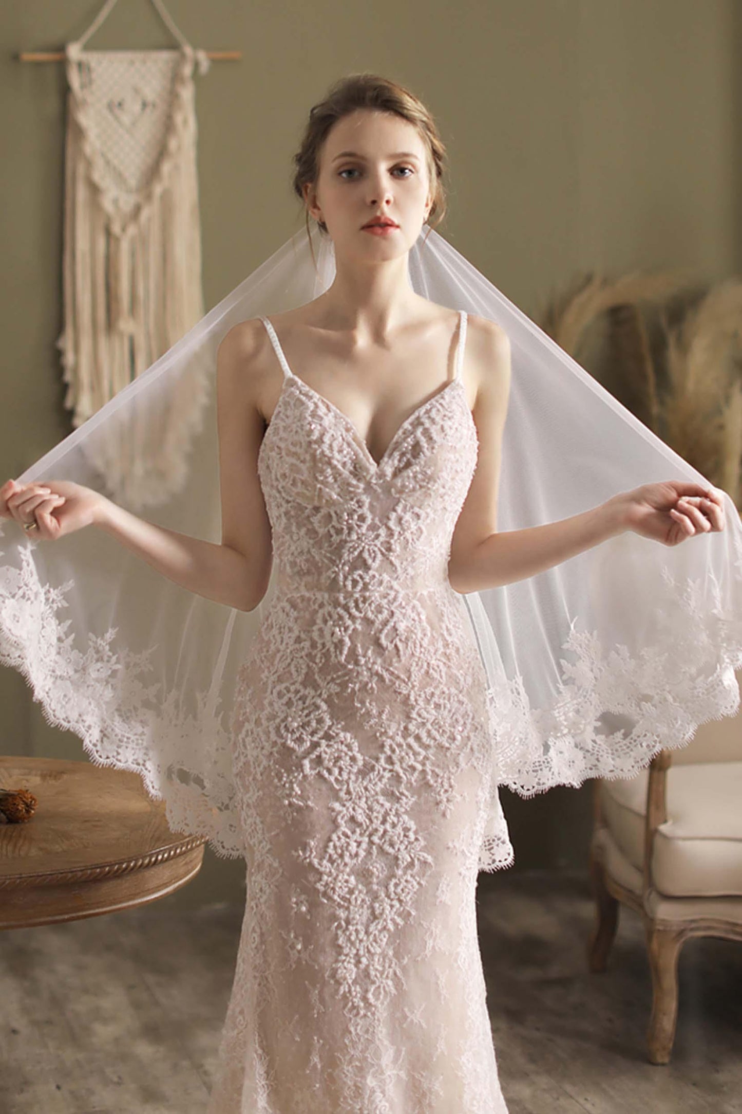 Two-tier Lace Edge Tulle Lace Hip Veils with Appliques CV0293 - COCOMELODY