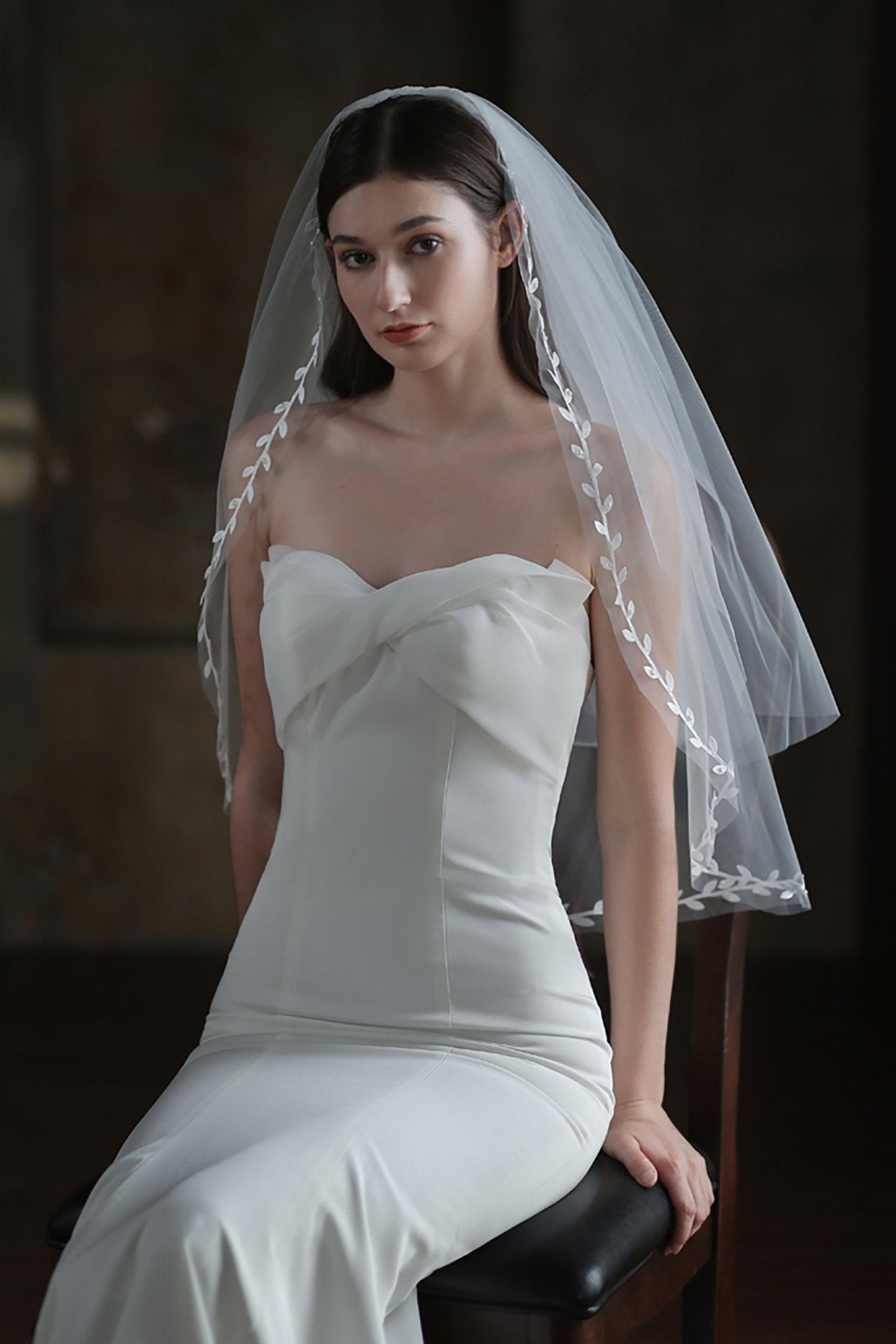 One-tier Leaves Edge Tulle Waist Veils with CV0300 - COCOMELODY