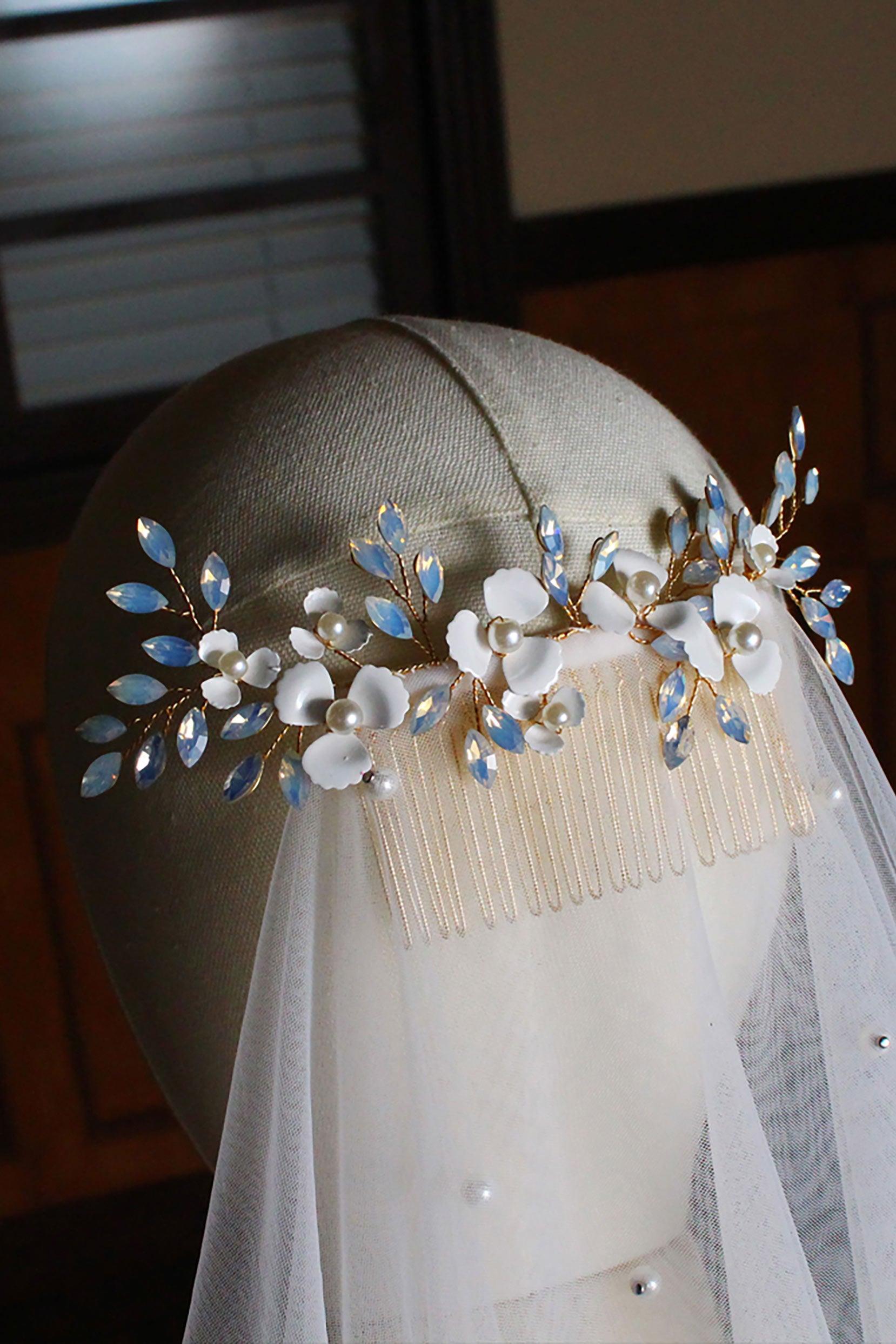 Two-tier Cut Edge Tulle Hip Veils with Appliques Beading CV0305 - COCOMELODY