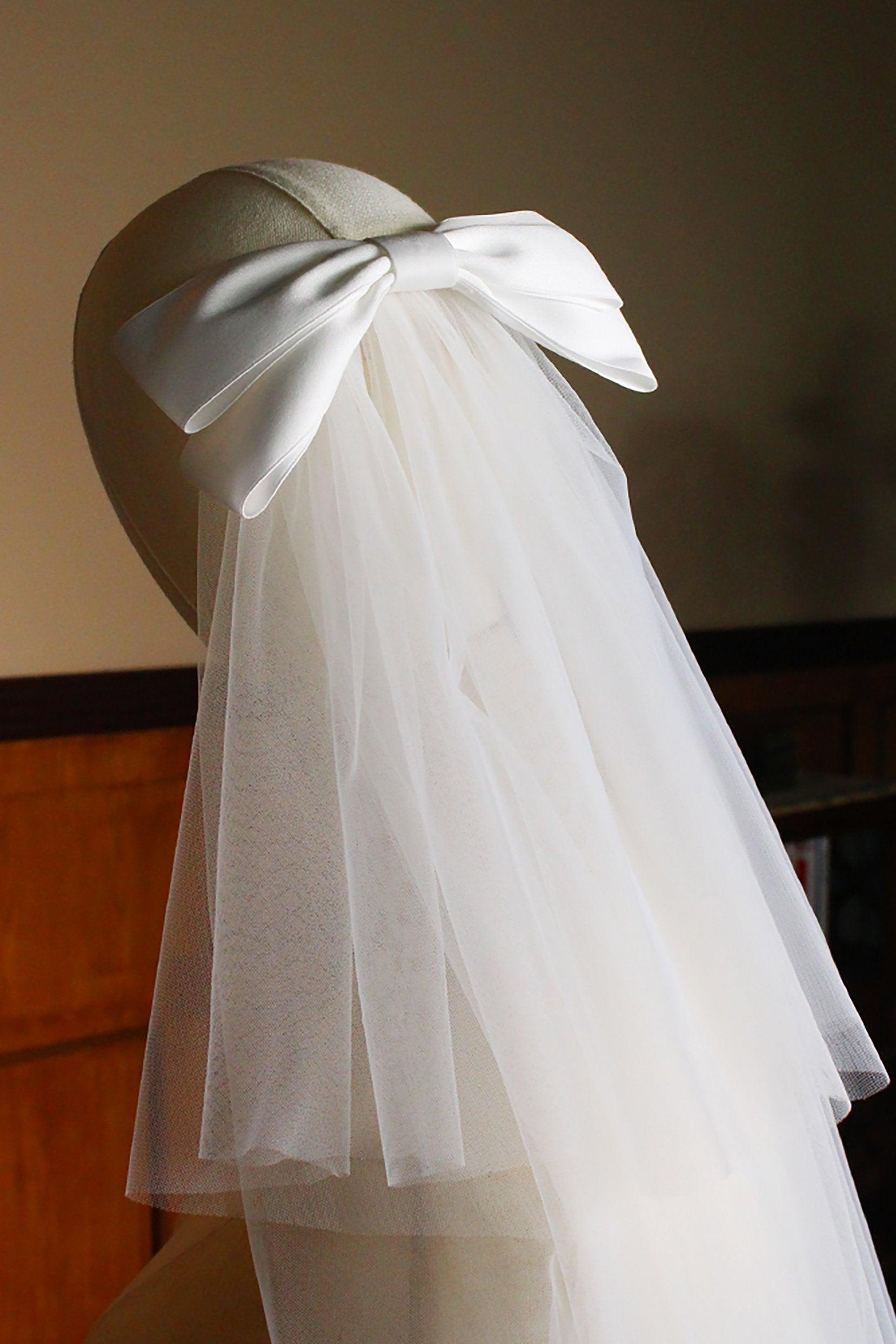 Two-tier Cut Edge Tulle Waist Veils with Bow CV0308 - COCOMELODY