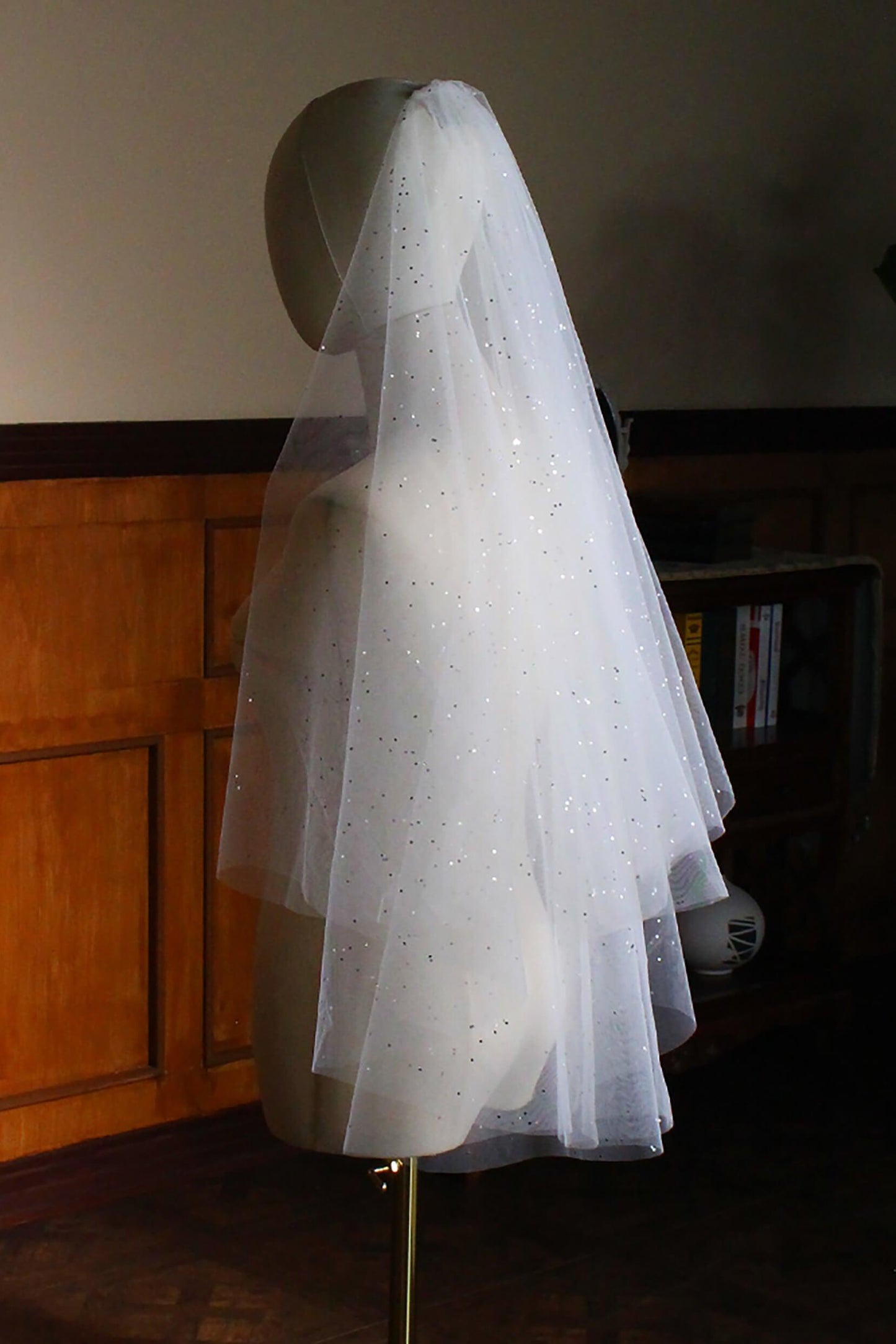 Two-tier Cut Edge Tulle Waist Veils with Sequin CV0312 - COCOMELODY