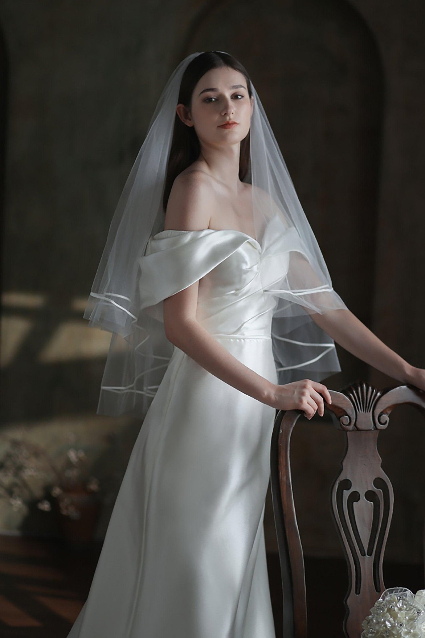 Two-tier Satin Edge Tulle Waist Veils with Ribbons CV0313