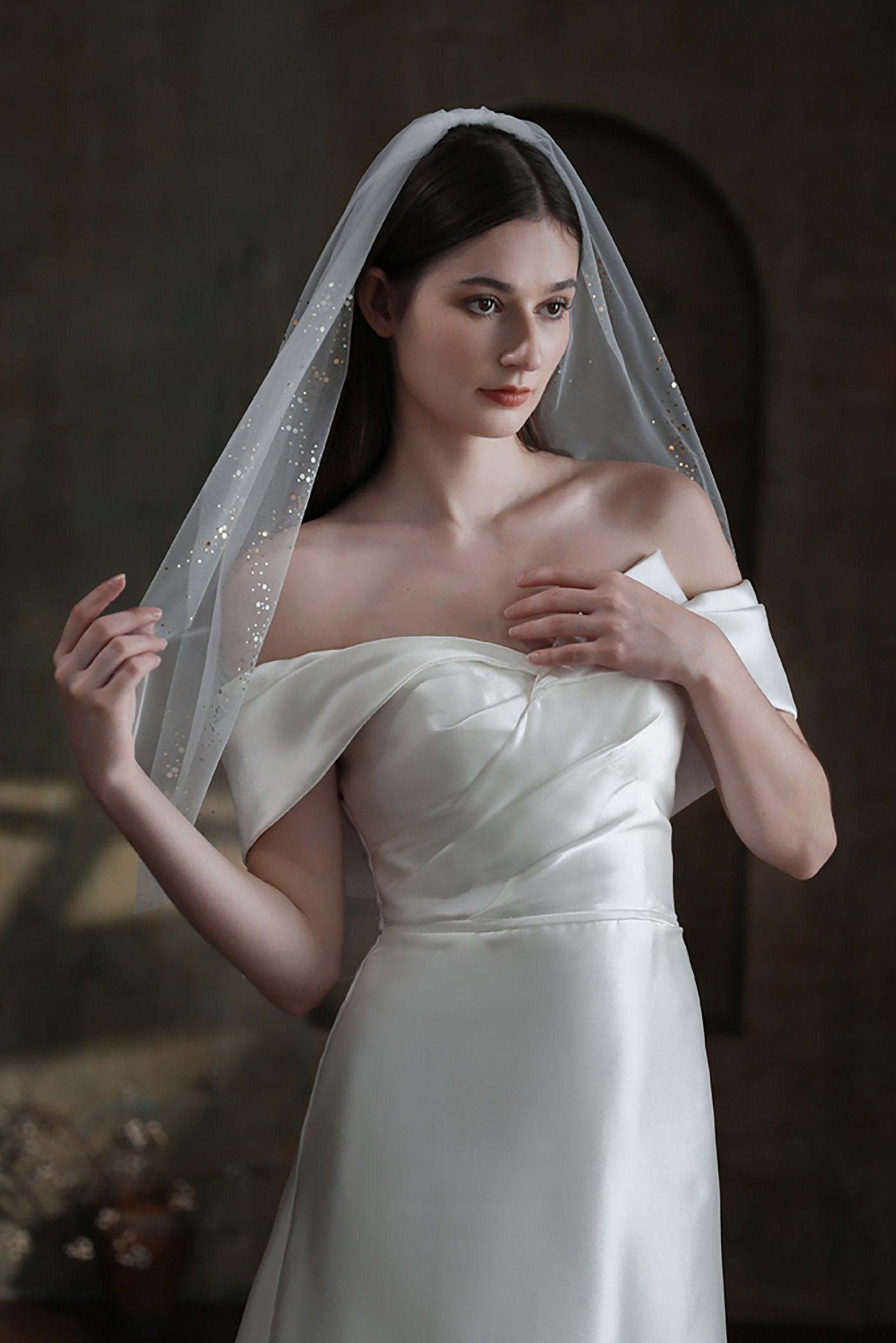 One-tier Cut Edge Tulle Waist Veils with Sequin CV0314 - COCOMELODY