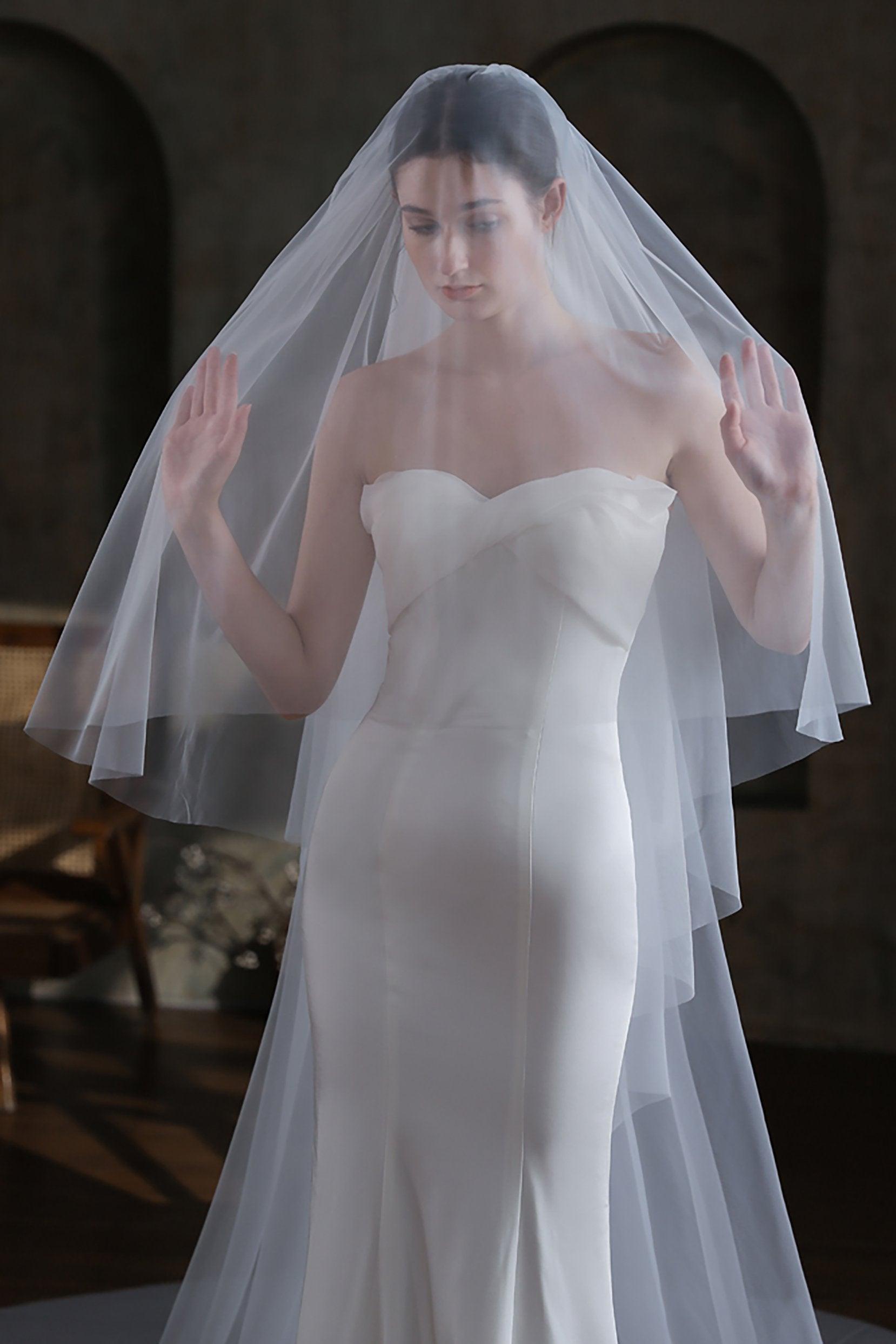 Two-tier Cut Edge Tulle Cathedral Veils with CV0322 - COCOMELODY