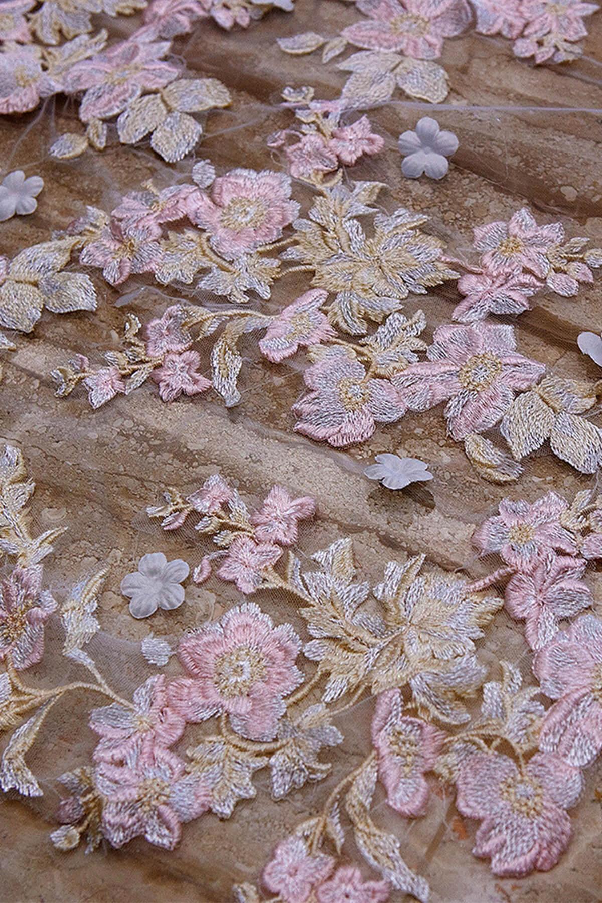 Two-tier Lace Edge Tulle Lace Cathedral Veils with Appliques CV0354 - COCOMELODY
