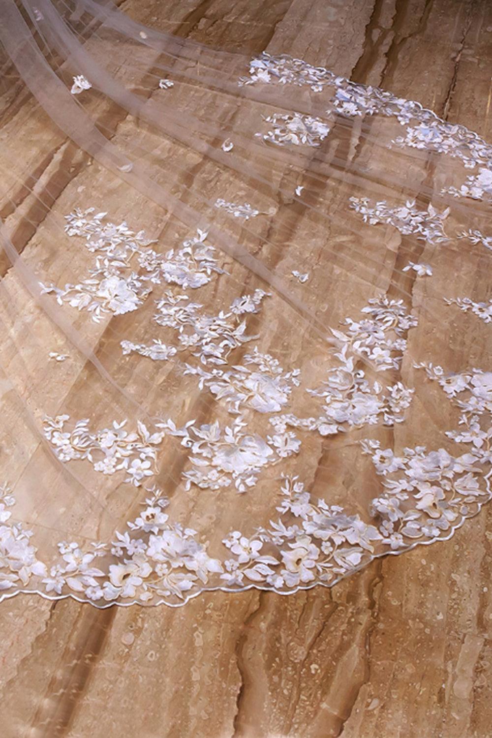 Two-tier Lace Edge Tulle Lace Cathedral Veils with Appliques CV0357 - COCOMELODY