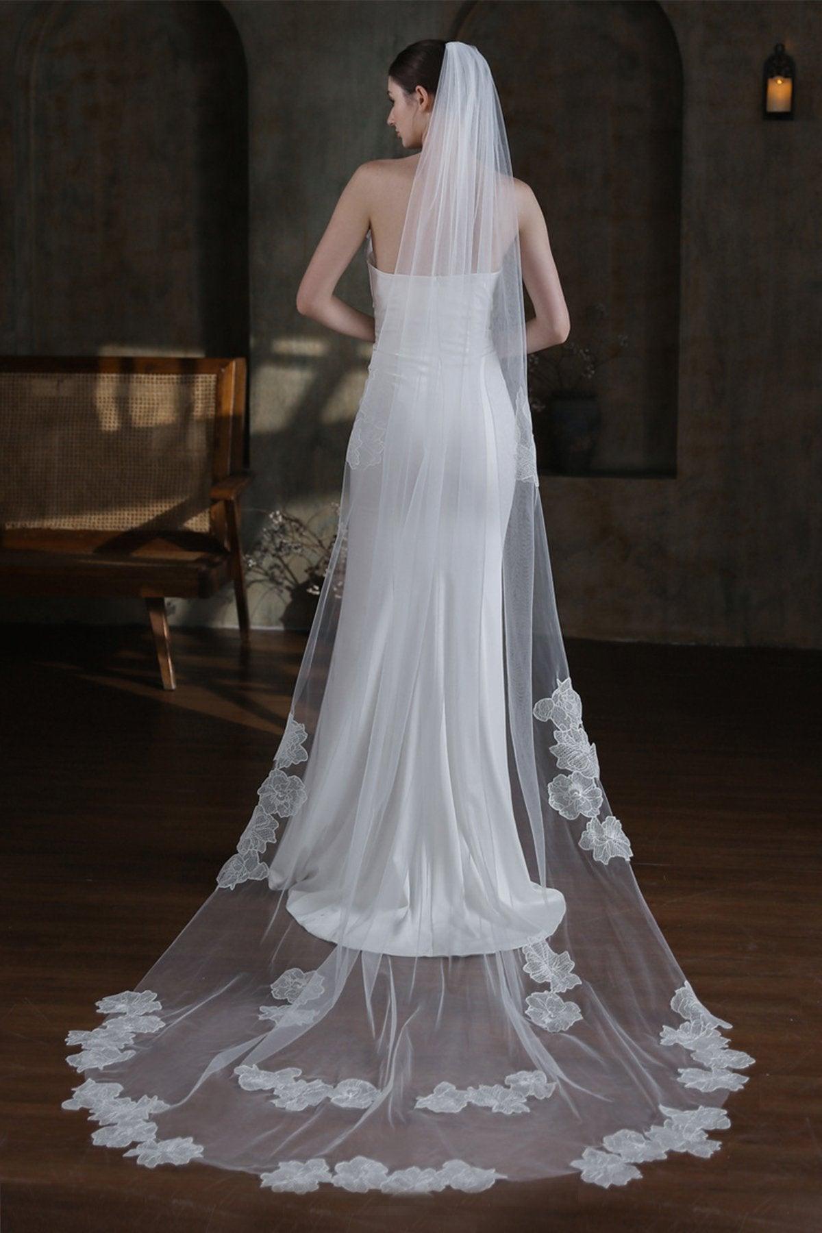 One-tier Lace Edge Tulle Lace Cathedral Veils with Appliques CV0367 - COCOMELODY