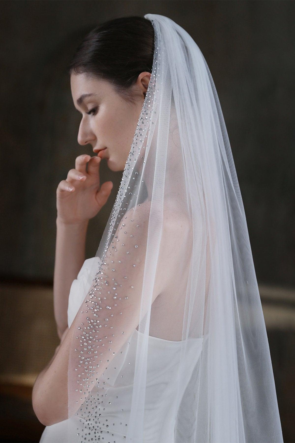 One-tier Cut Edge Tulle Cathedral Veils with Rhinestone CV0369 - COCOMELODY