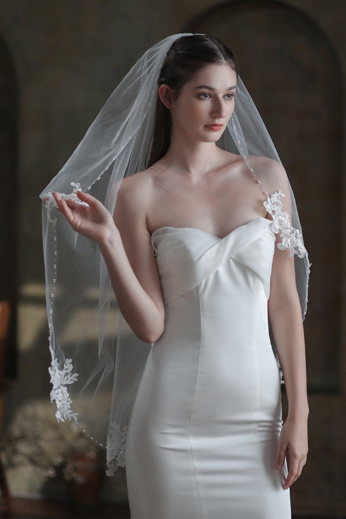 One-tier Lace Edge Tulle Lace Chapel Veils with Pearls CV0370 - COCOMELODY