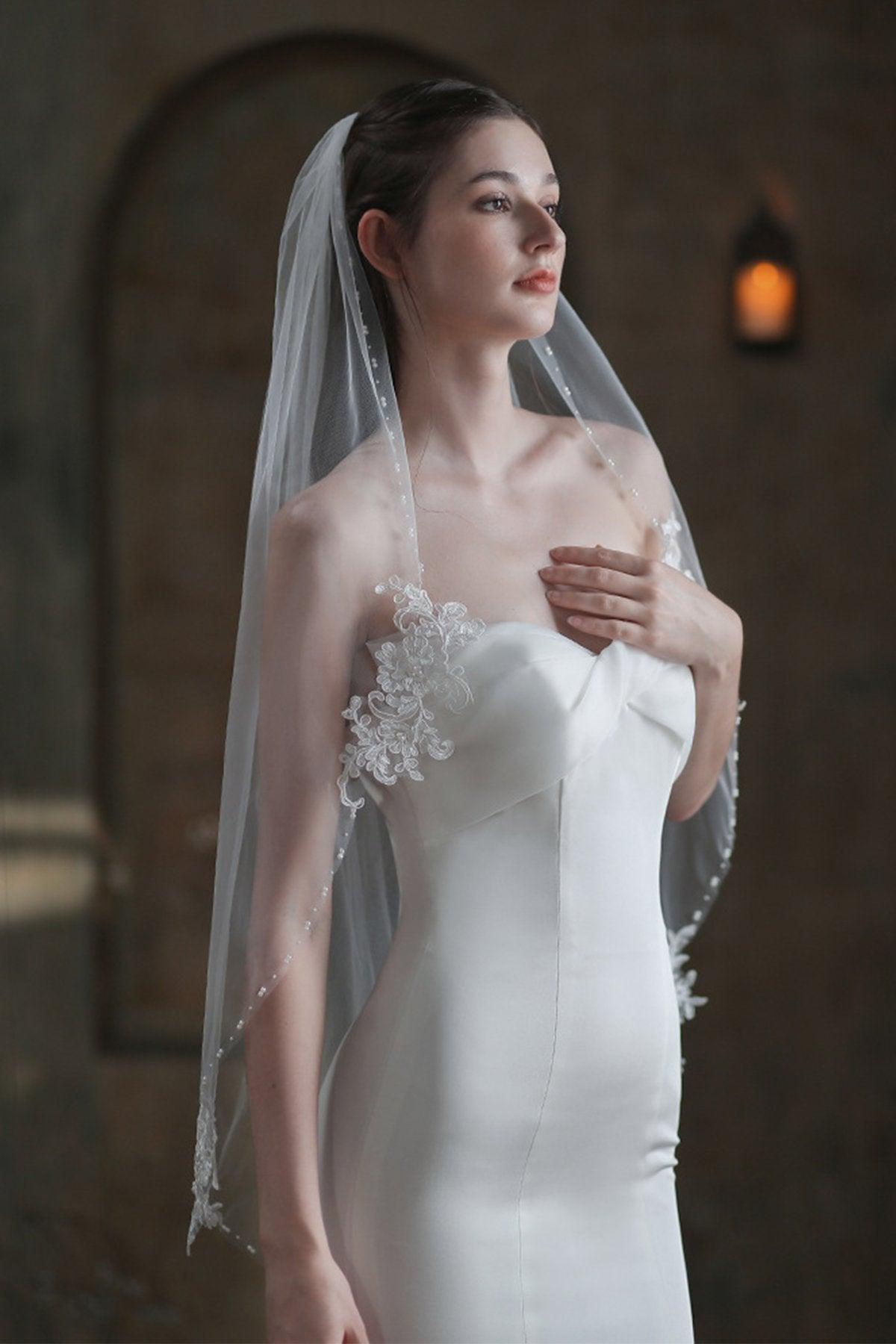 One-tier Lace Edge Tulle Lace Chapel Veils with Pearls CV0370 - COCOMELODY