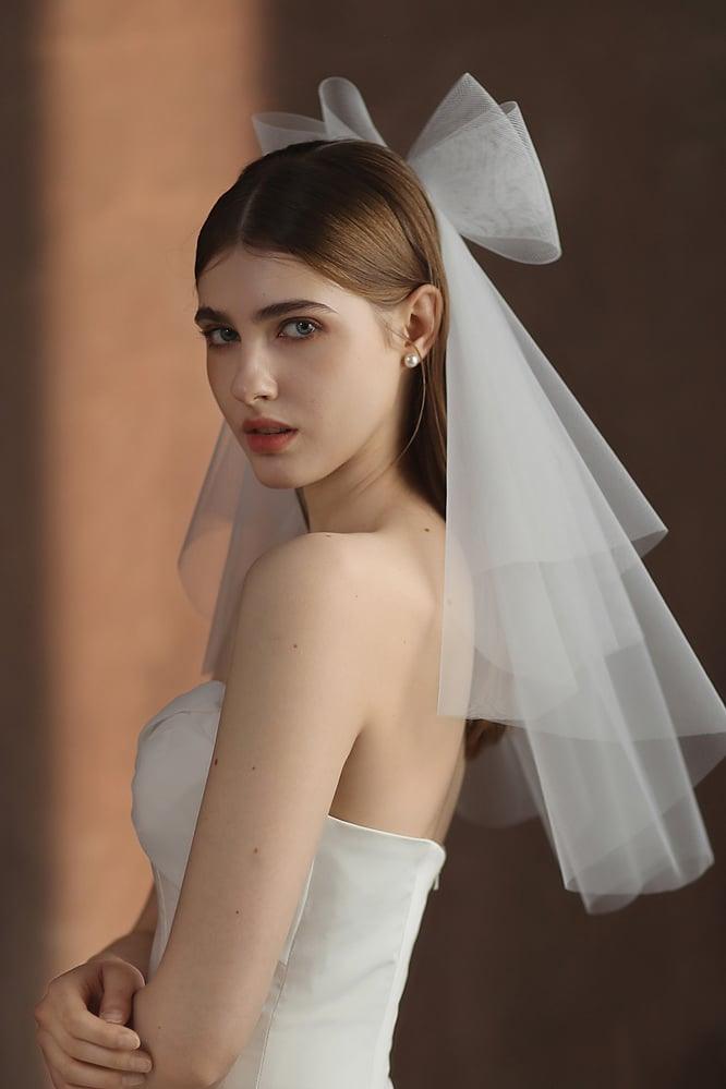 Two-tier Cut Edge Tulle Waist Veils with Bow CV0376 - COCOMELODY