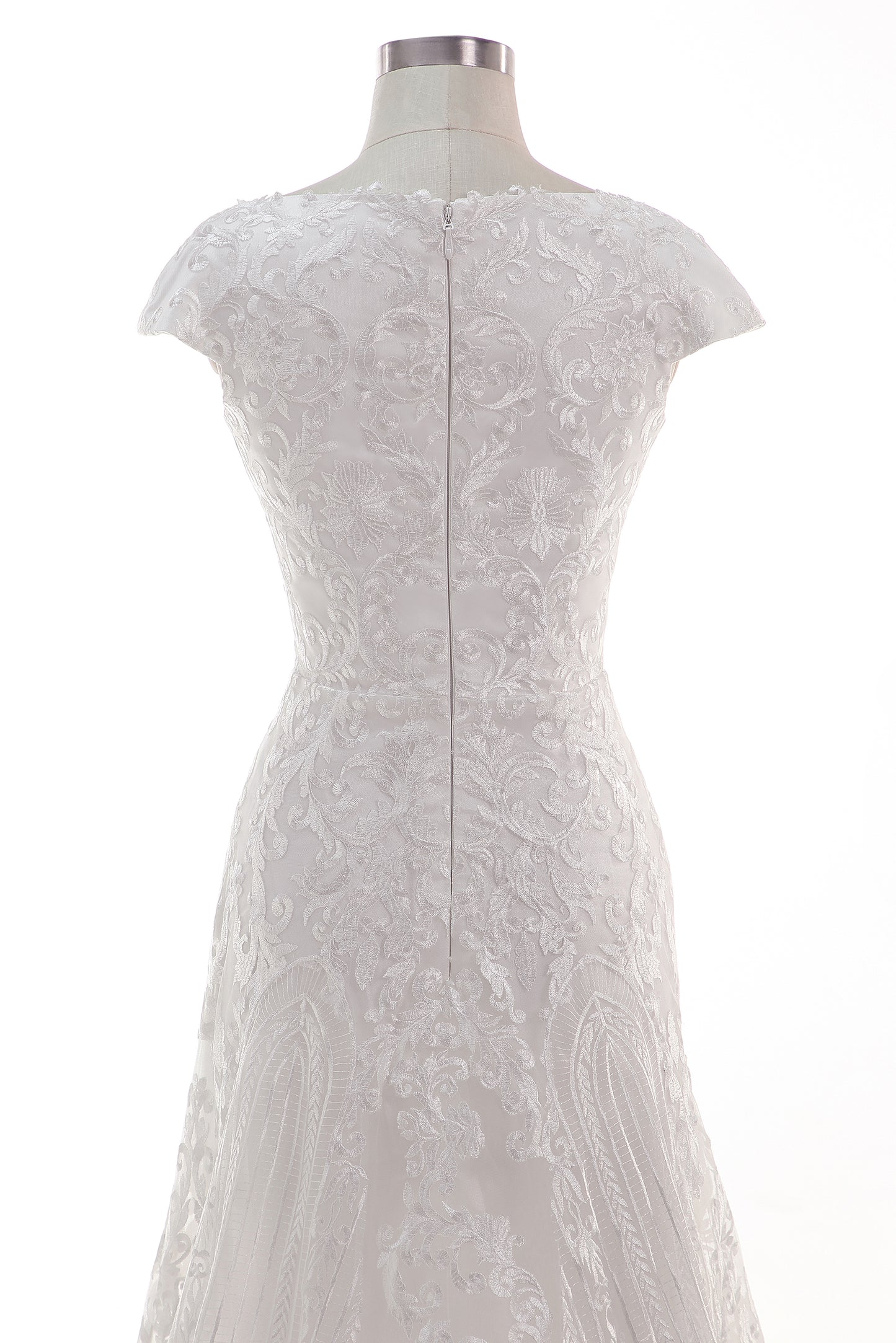 Sheath-Column Sweep Train Tulle Lace Wedding Dress CW2457