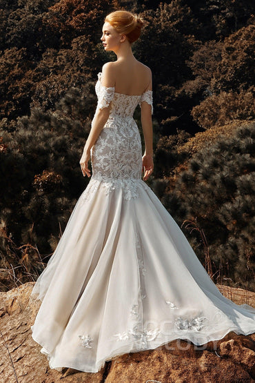 Trumpet-Mermaid Court Train Tulle Wedding Dress CW2121 - COCOMELODY