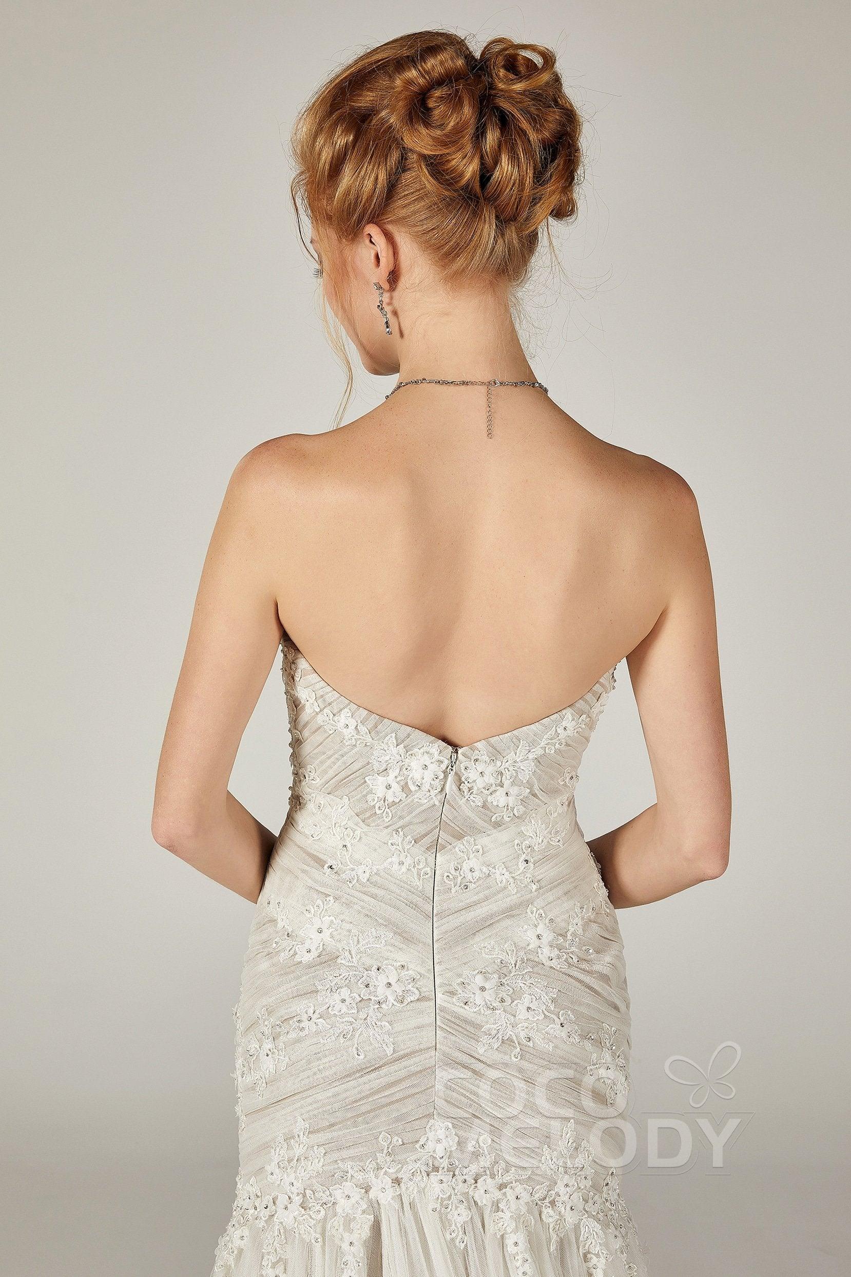 Trumpet-Mermaid Court Train Tulle Wedding Dress CW2132 - COCOMELODY