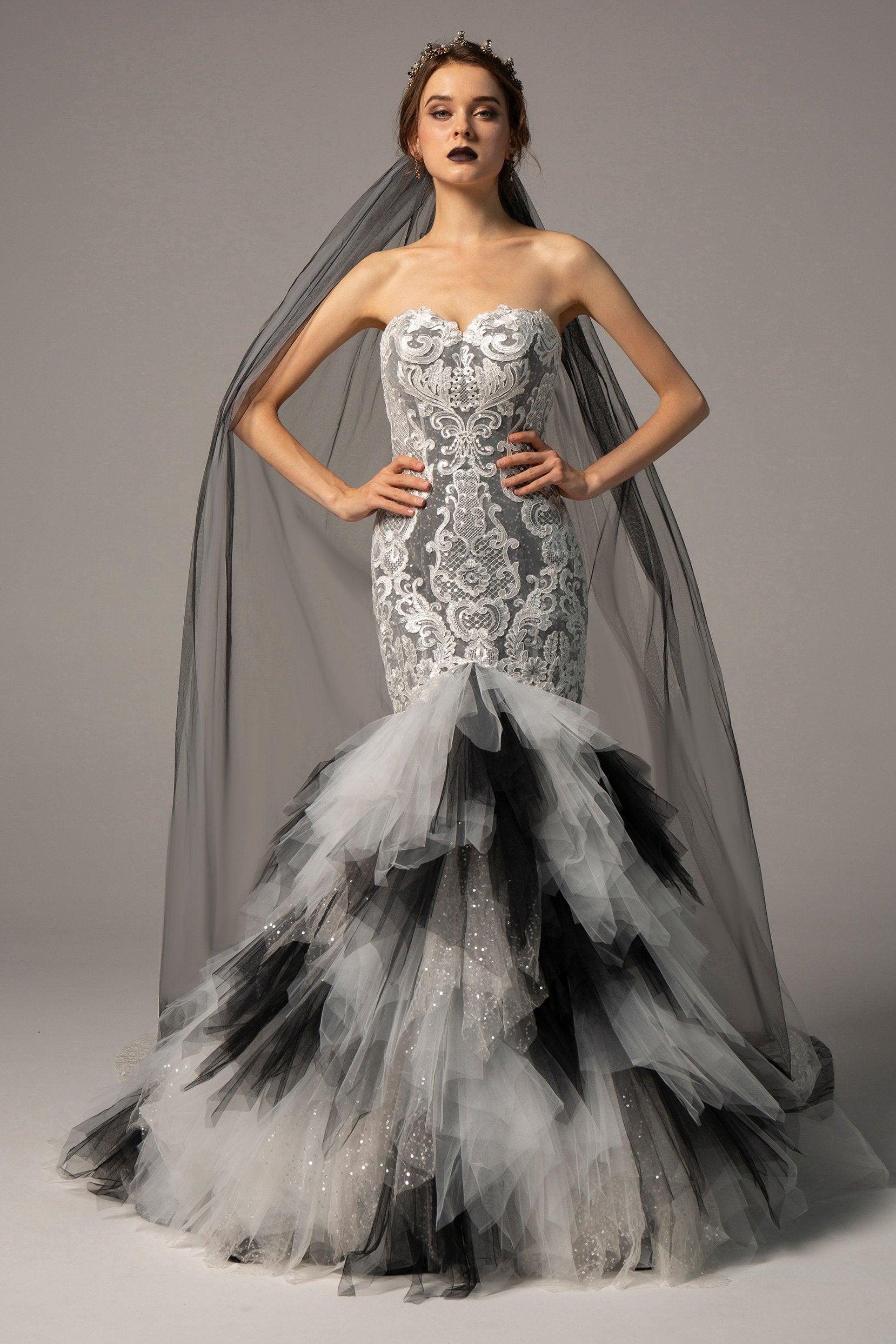 Trumpet-Mermaid Court Train Lace Tulle Wedding Dress CW2137 - COCOMELODY