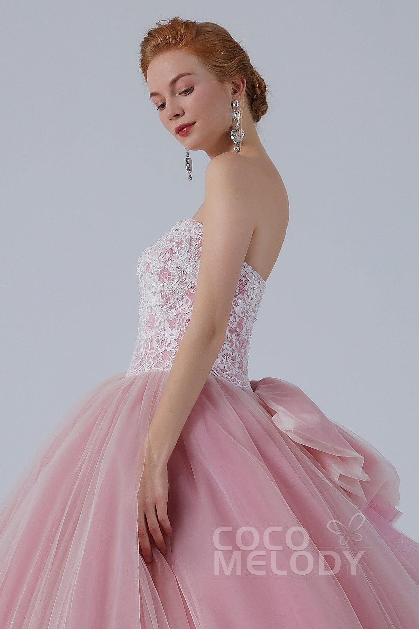 Ball Gown Court Train Tulle Wedding Dress CW2155 - COCOMELODY